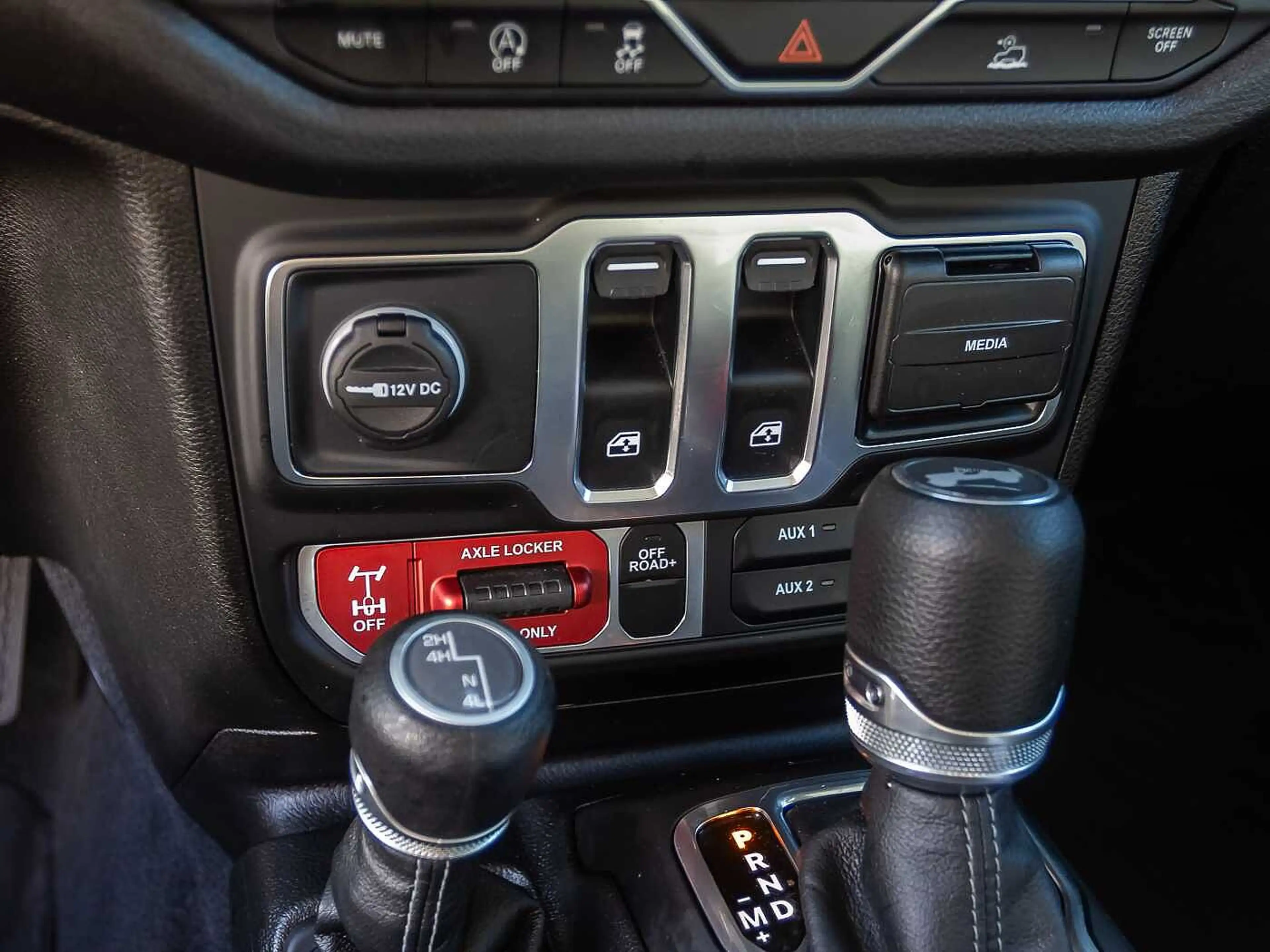 Jeep Wrangler 2.0 T-GDI WILLYS 4x4 el.Trittbretter — photo 14