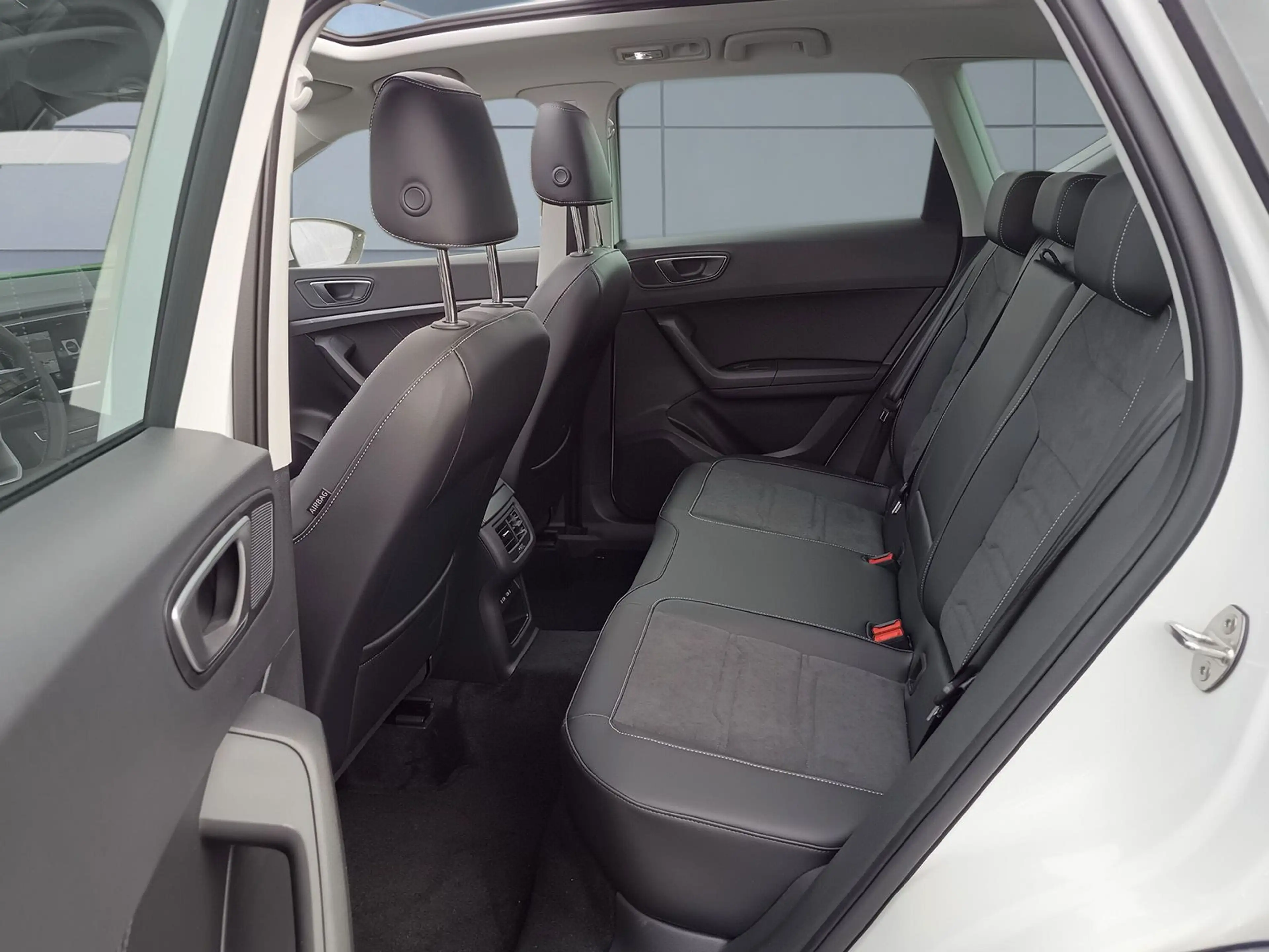 SEAT Ateca Style 1.5 TSI 7-Gang DSG Panoramadach — photo 10