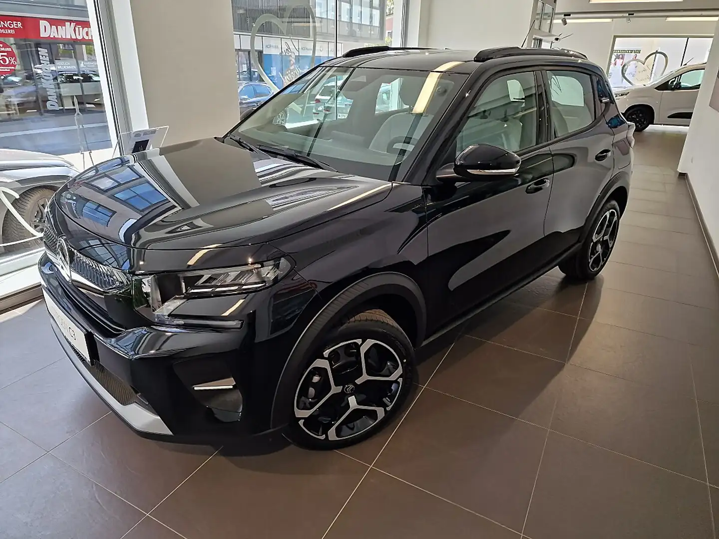 Citroen C3 Hybrid mHEV 110 S&S ë-DSC6 Plus Schwarz - 1