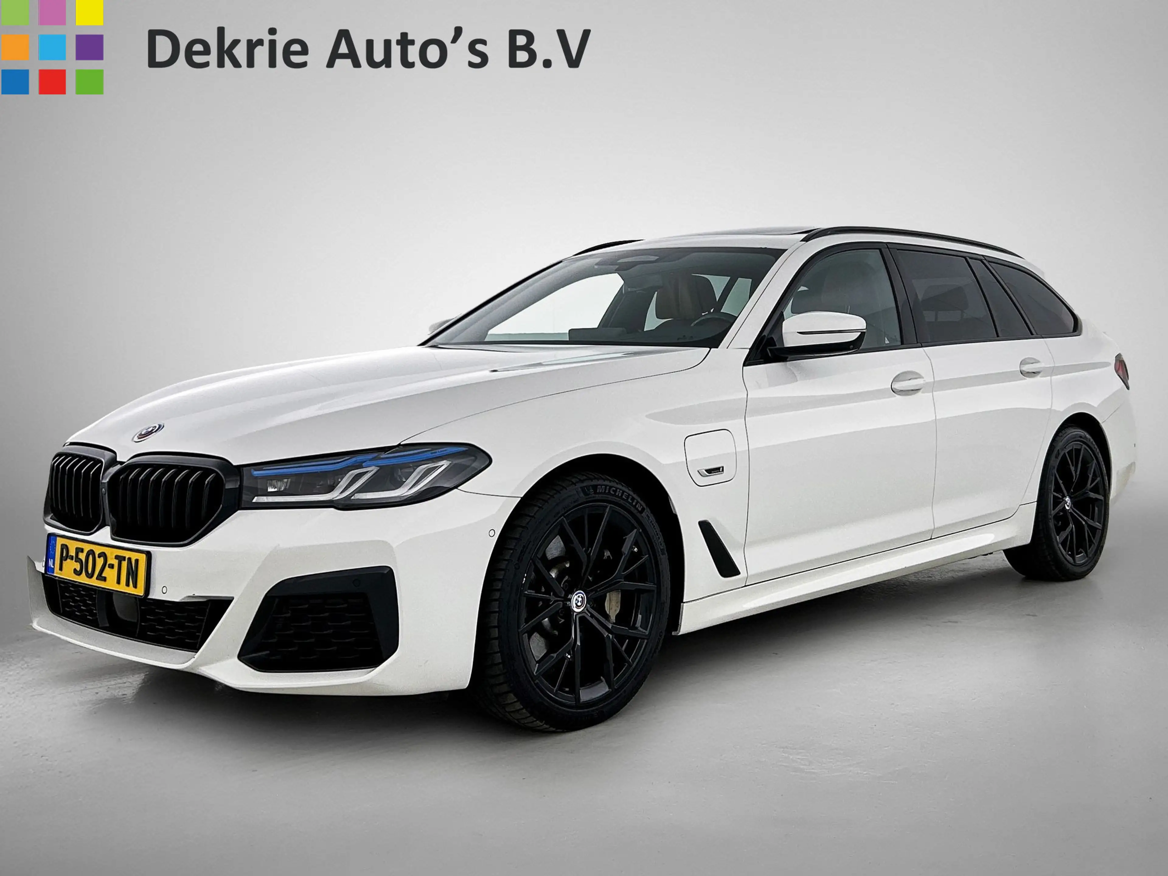 BMW 530 5-serie Touring 530e M-Sport / Anniversary / X-Dri
