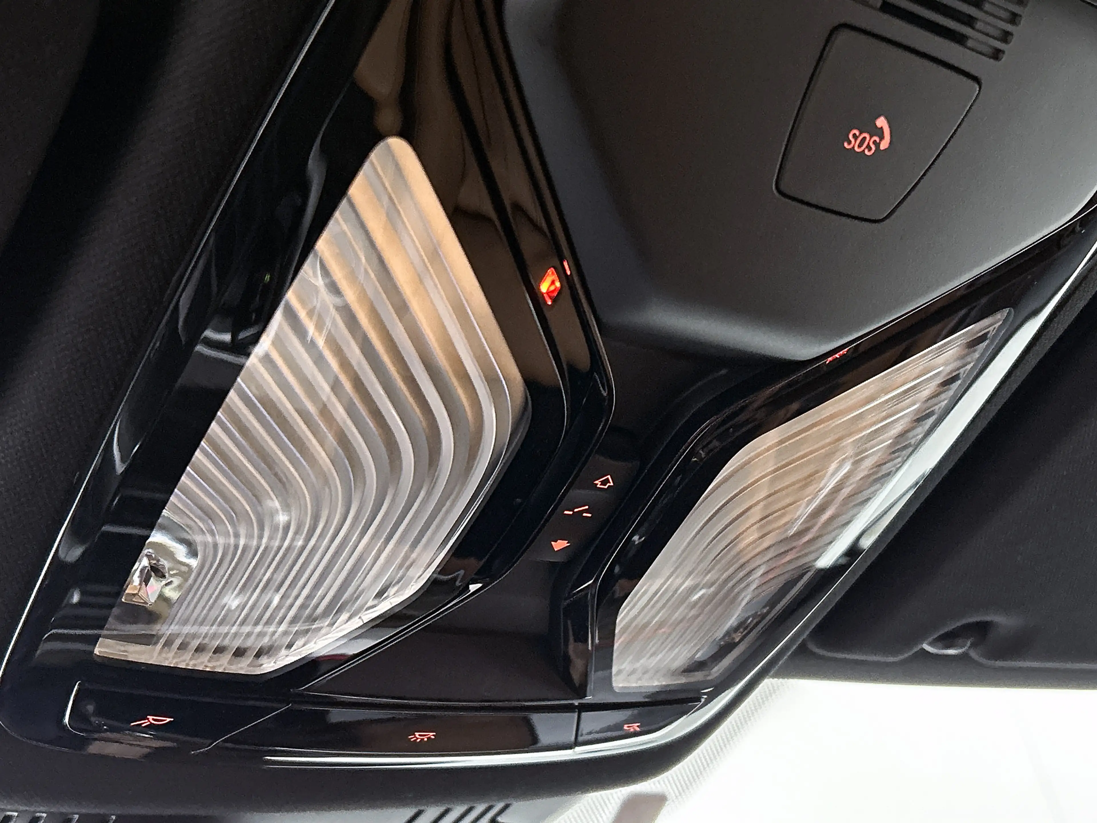 BMW 530 5-serie Touring 530e M-Sport / Anniversary / X-Dri — photo 23