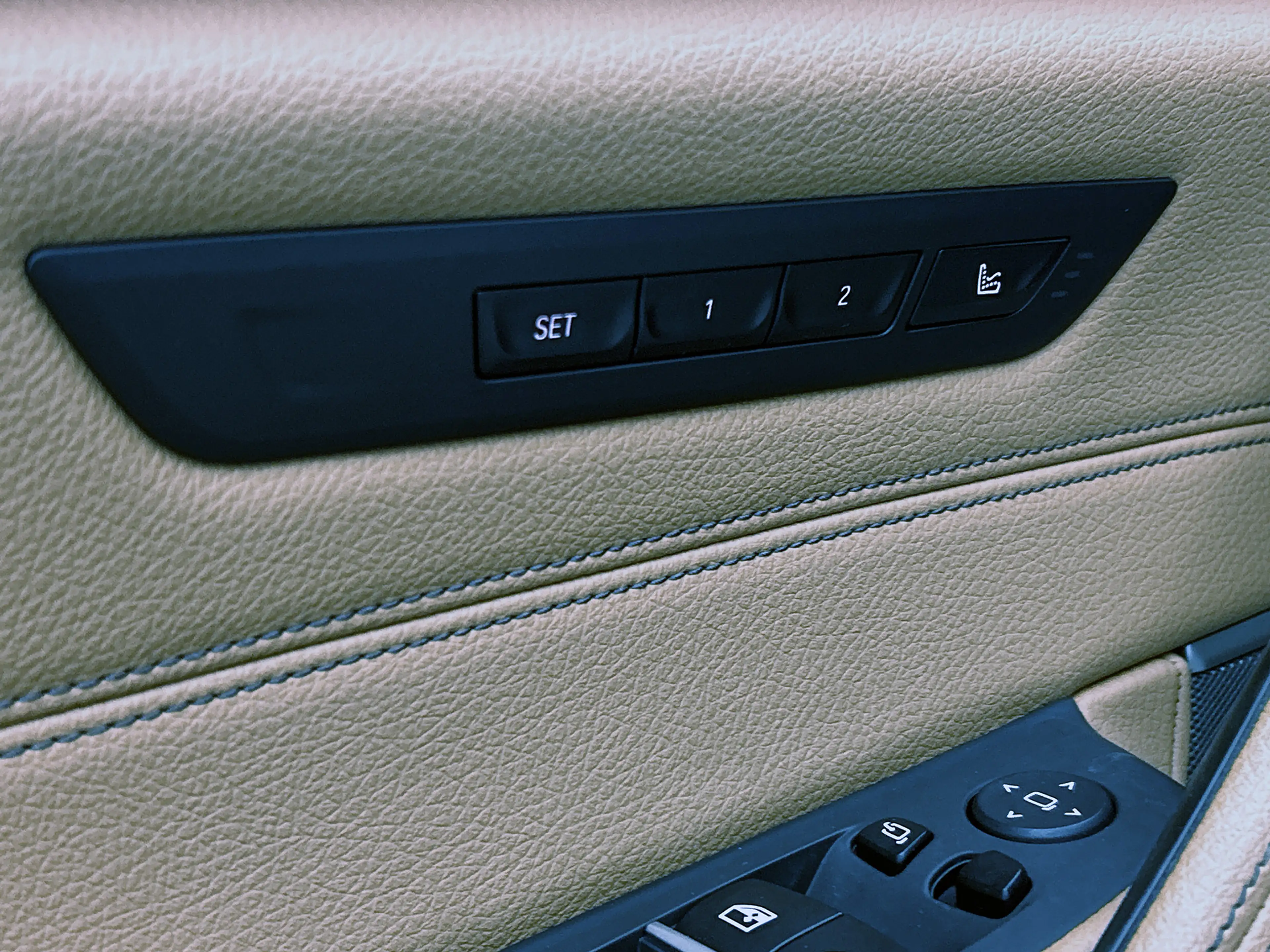 BMW 530 5-serie Touring 530e M-Sport / Anniversary / X-Dri — photo 19