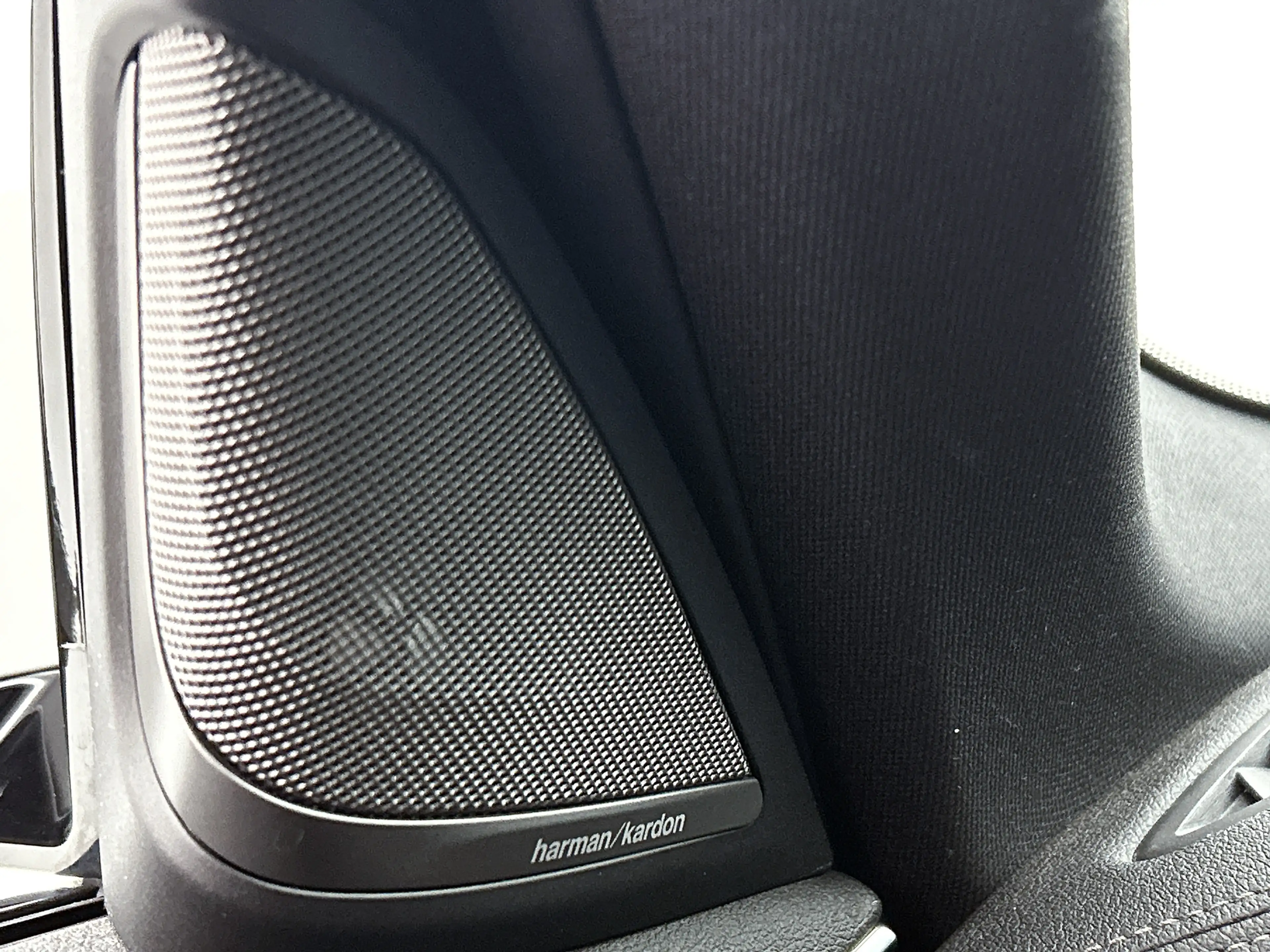 BMW 530 5-serie Touring 530e M-Sport / Anniversary / X-Dri — photo 25