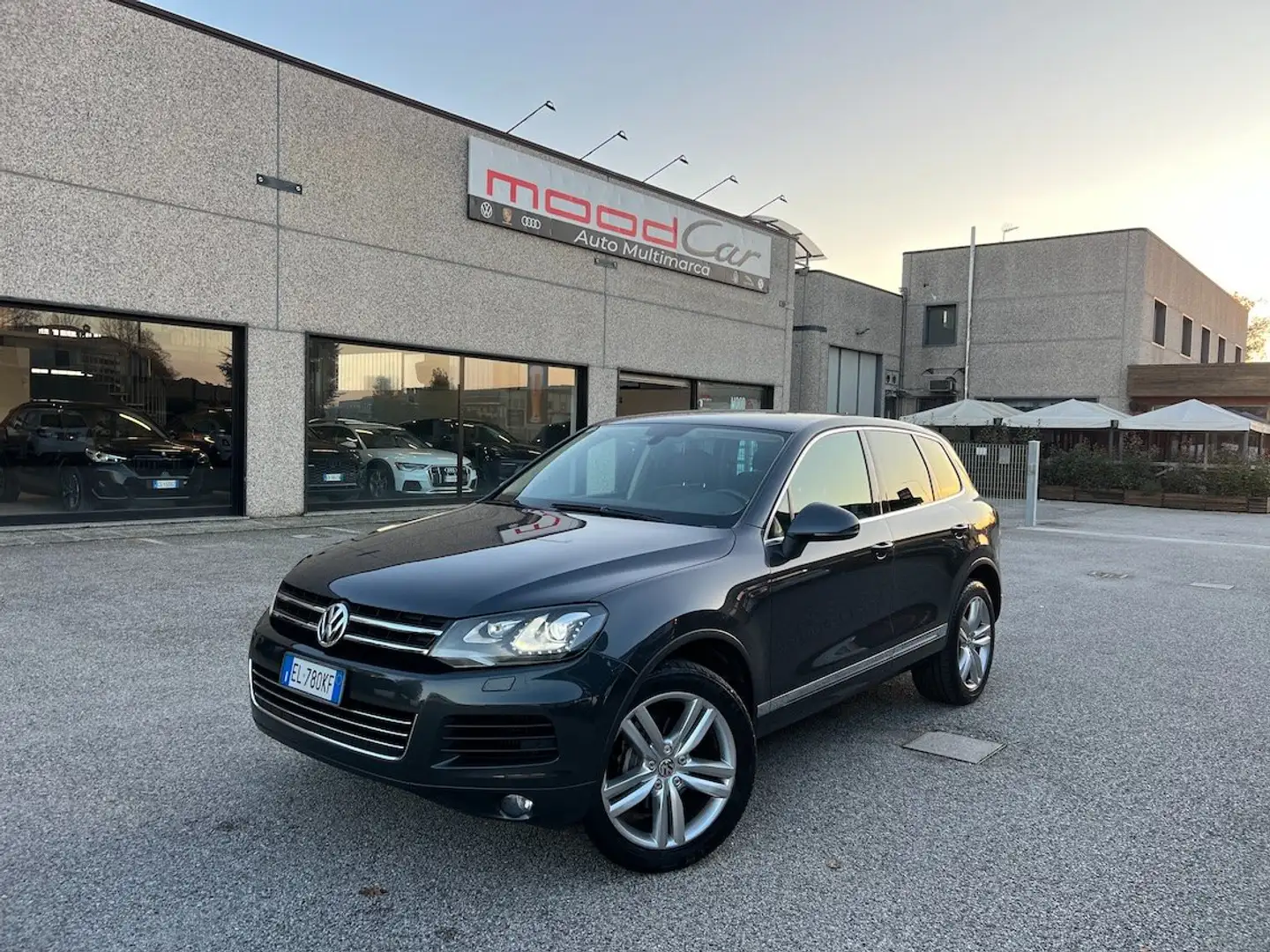 Volkswagen Touareg 3.0 V6 tdi Executive 245cv tiptronic Grigio - 1