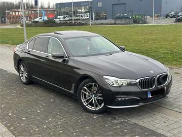 2.0 DIESEL / SOFT CLOSE / AIR SUSPENSION