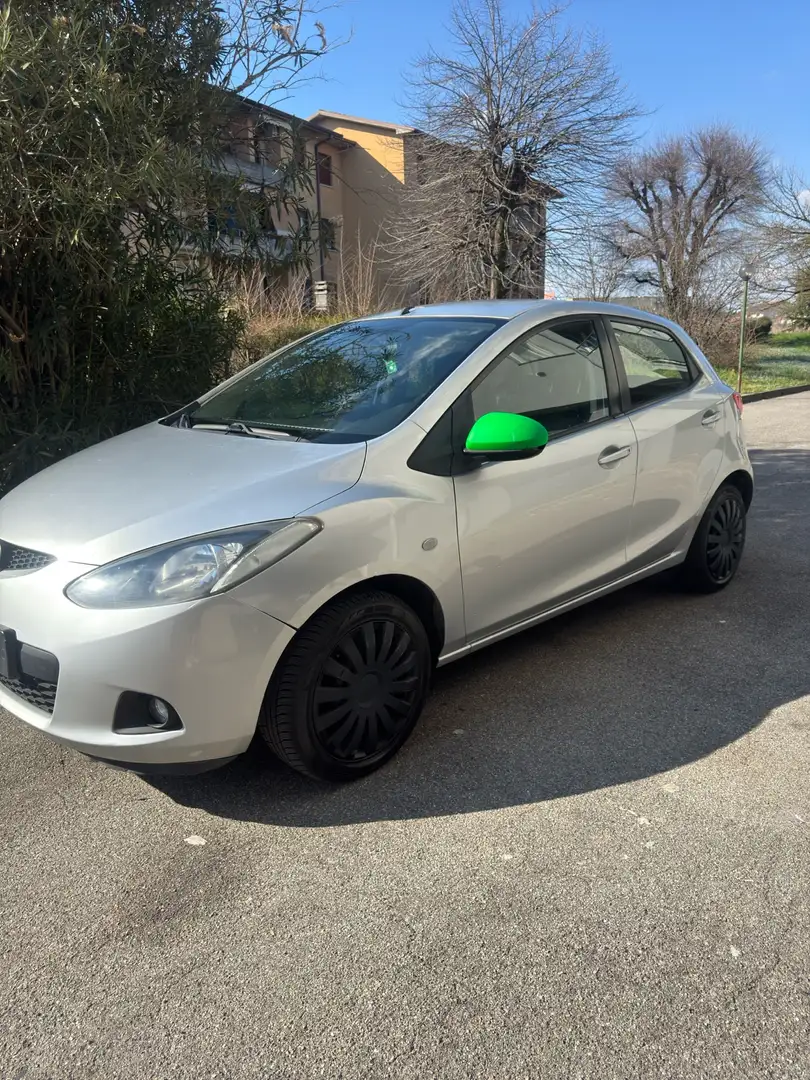 Mazda 2 1.3 75cv - 2
