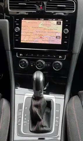 Volkswagen Golf view 11