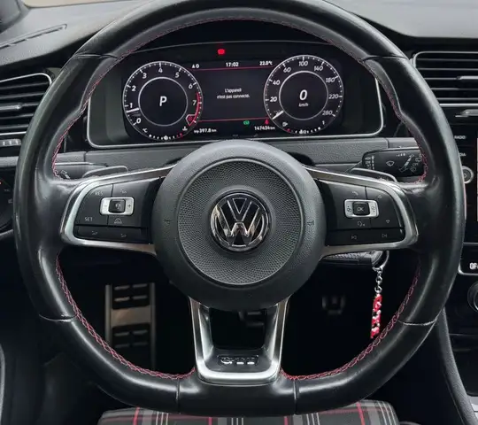 Volkswagen Golf view 14