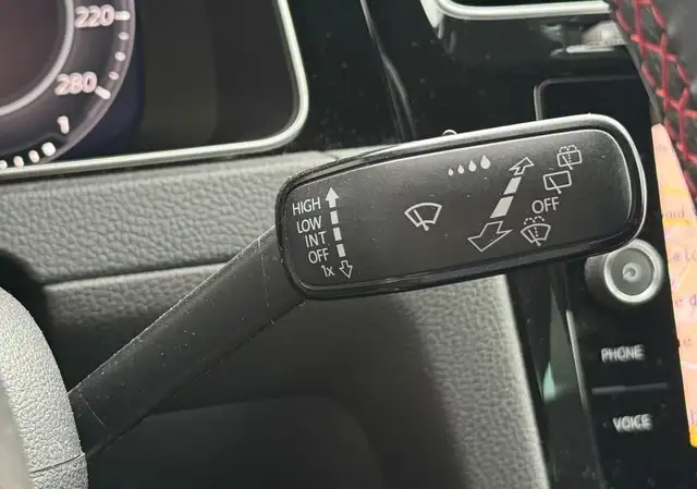 Volkswagen Golf view 15