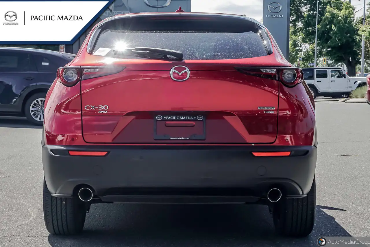 Mazda CX-30 снимка Mazda CX-30