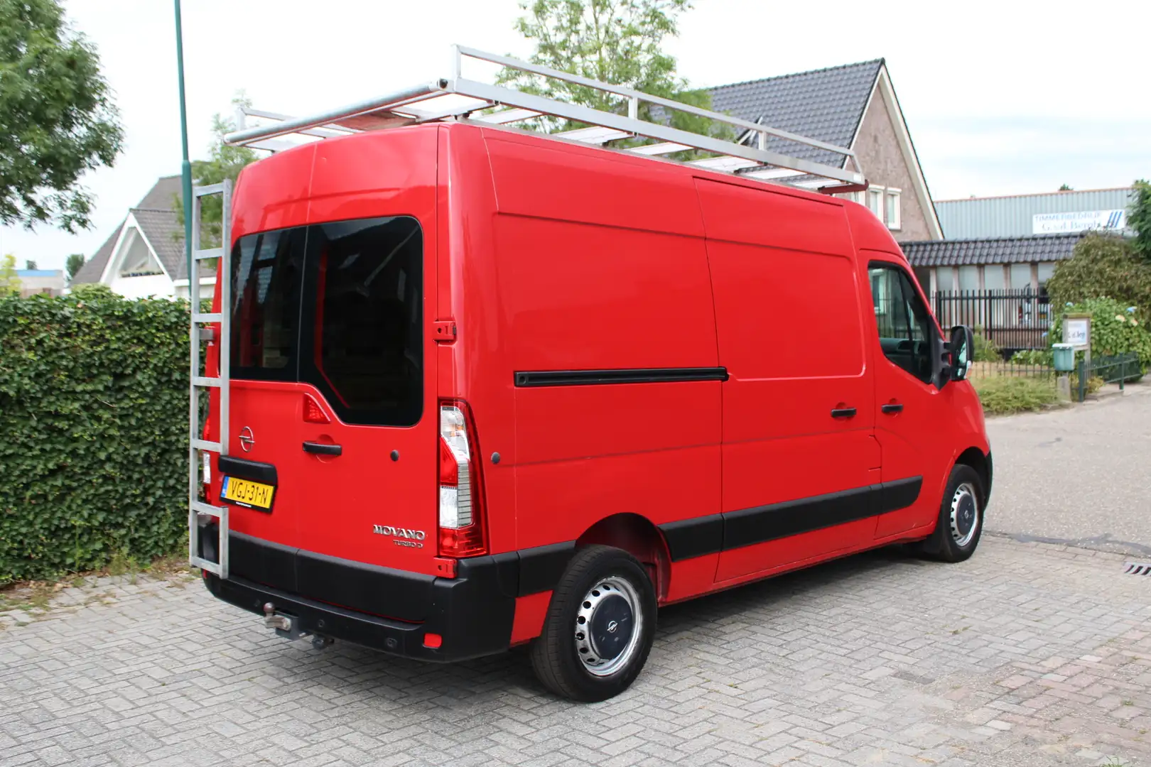 Opel Movano 33 2.3 CDTi 135PK E6 L2H2 ✓ 3-zits ✓ imperiaal met Rouge - 2