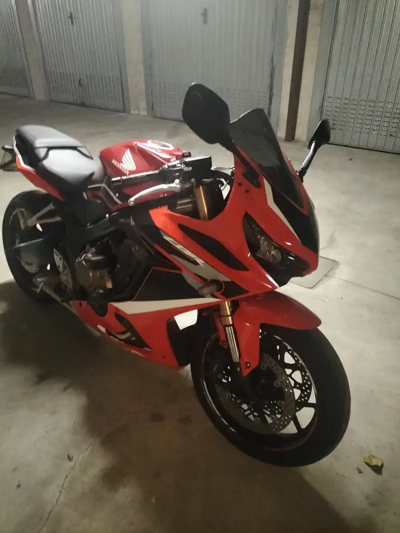 Honda CBR 650 Rosso - 2