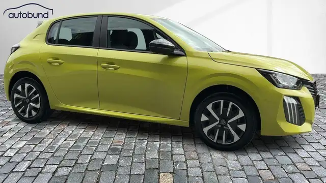 Peugeot 208 view 4