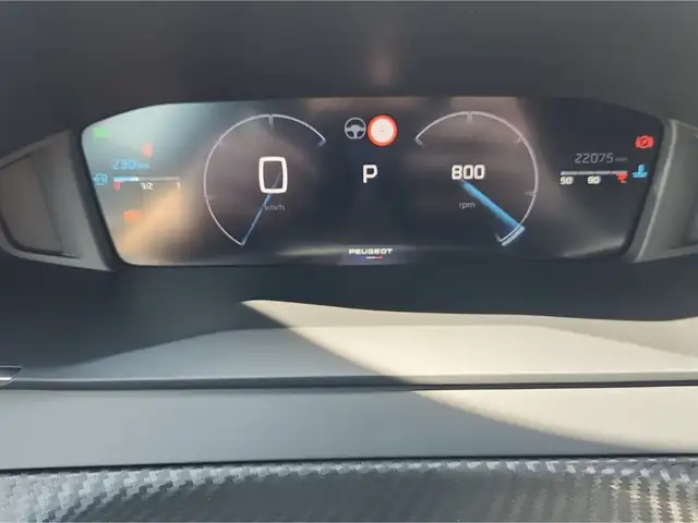 Peugeot 2008 view 15