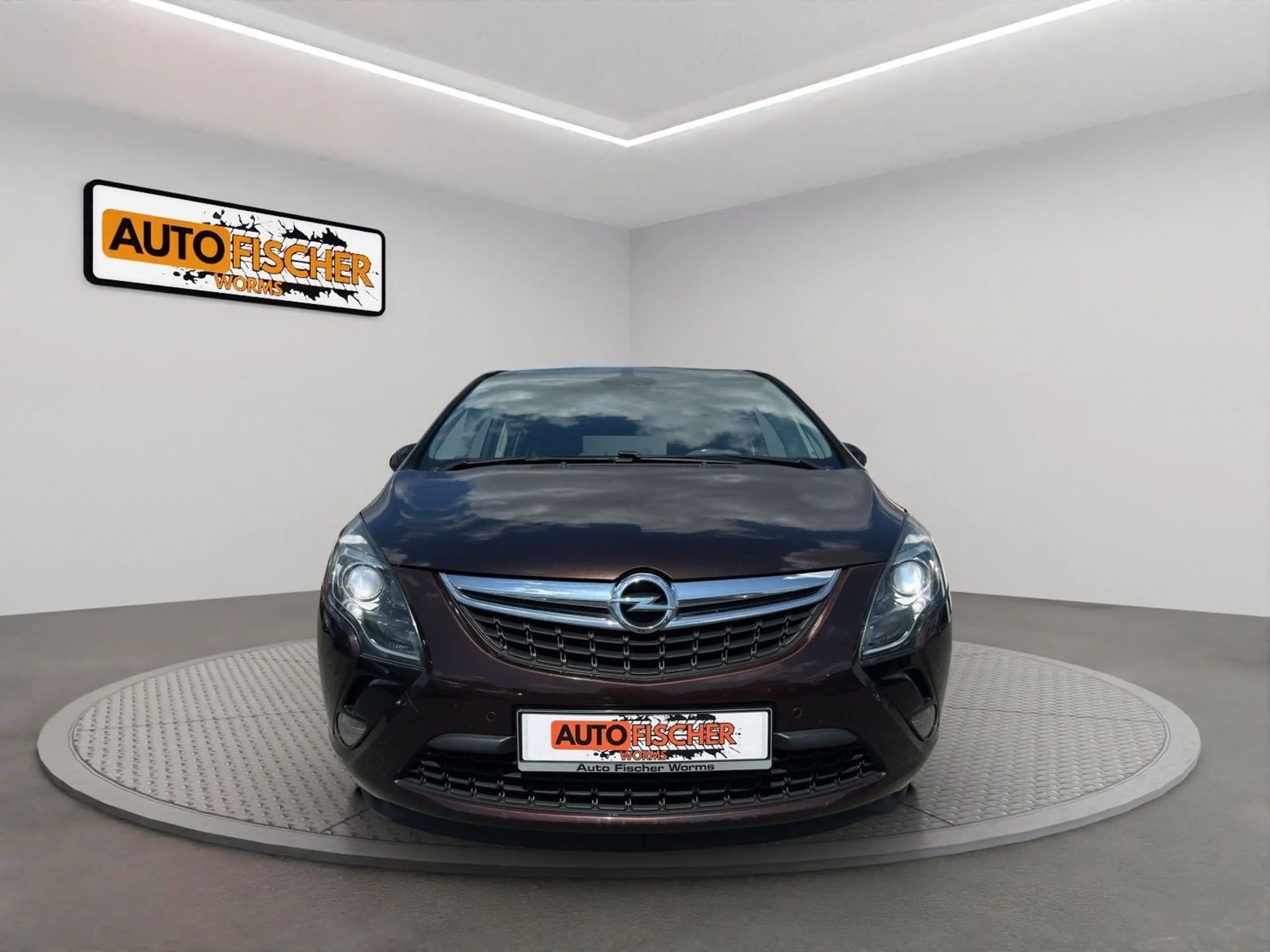 Opel Zafira Tourer Innovation  Kamera  AHK  Pano — photo 2