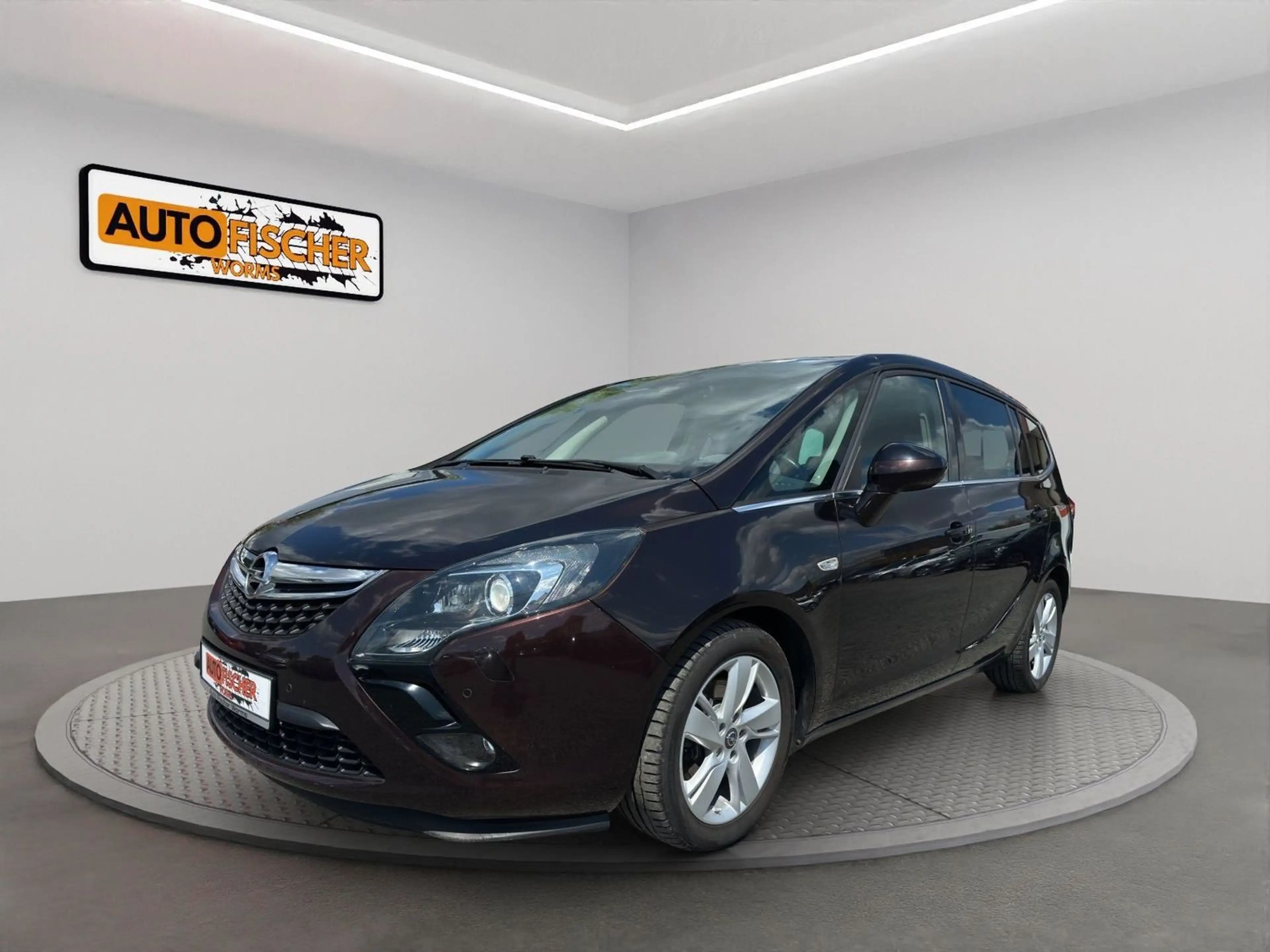 Opel Zafira Tourer Innovation  Kamera  AHK  Pano — photo 3