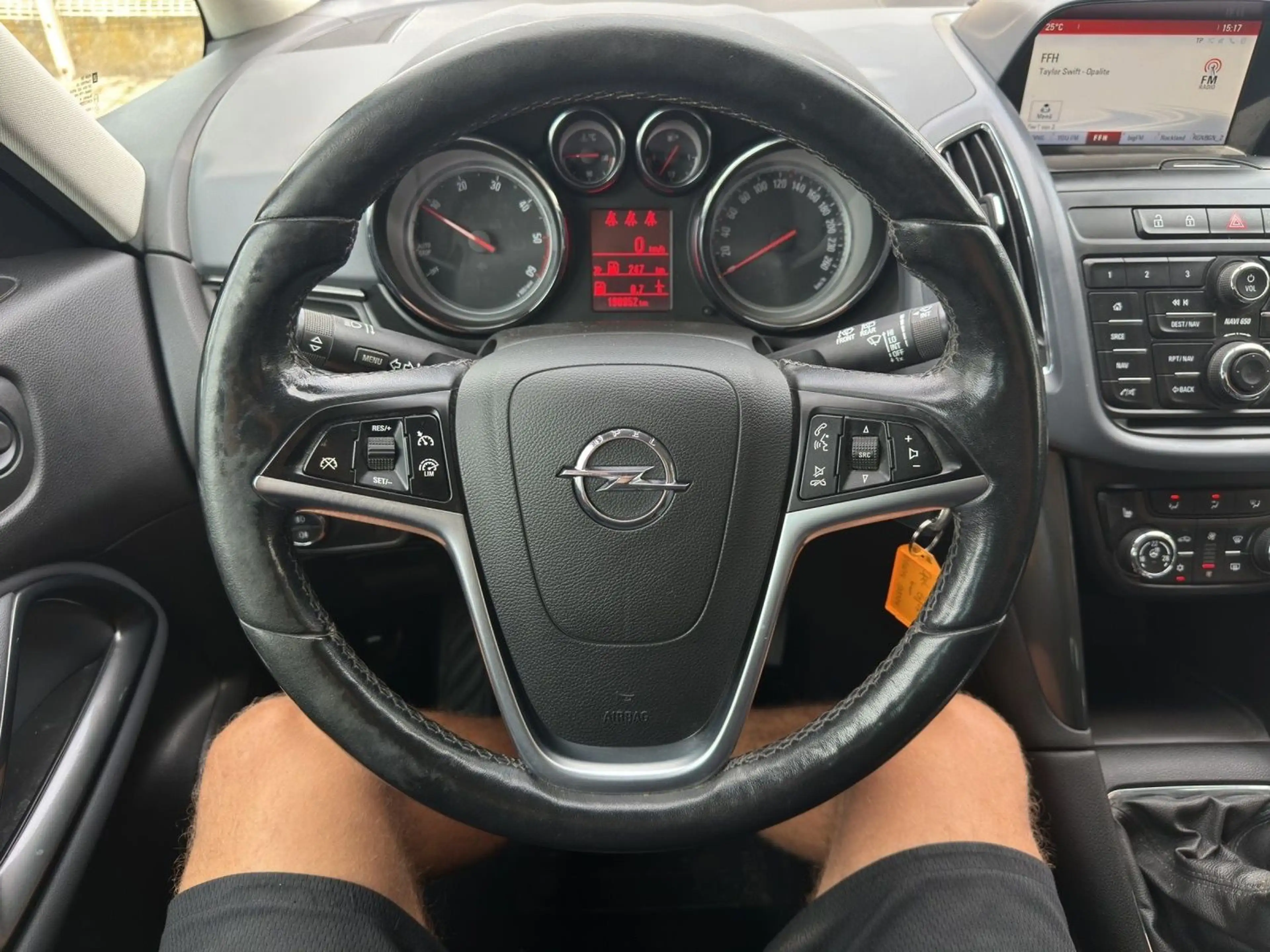 Opel Zafira Tourer Innovation  Kamera  AHK  Pano — photo 13