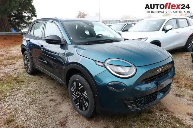 Fiat 600 Hybrid LED Nav ACC Kam Keyl Klimaaut 2xPDC 107 ...