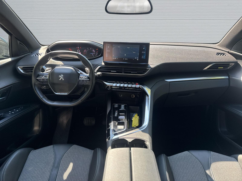 Peugeot 5008 1.5 Blue-HDI FAP Allure Pack AT 7-Si+Navi+R-Kam+ — photo 10