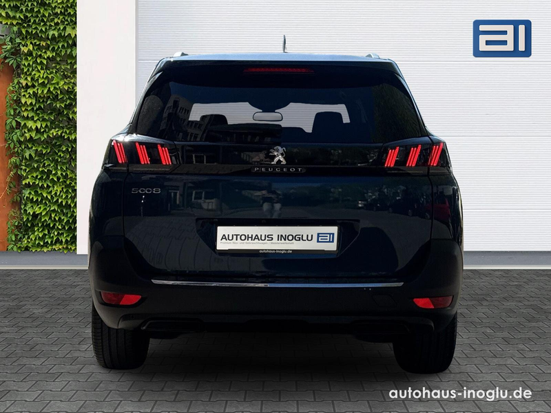 Peugeot 5008 1.5 Blue-HDI FAP Allure Pack AT 7-Si+Navi+R-Kam+ — photo 4