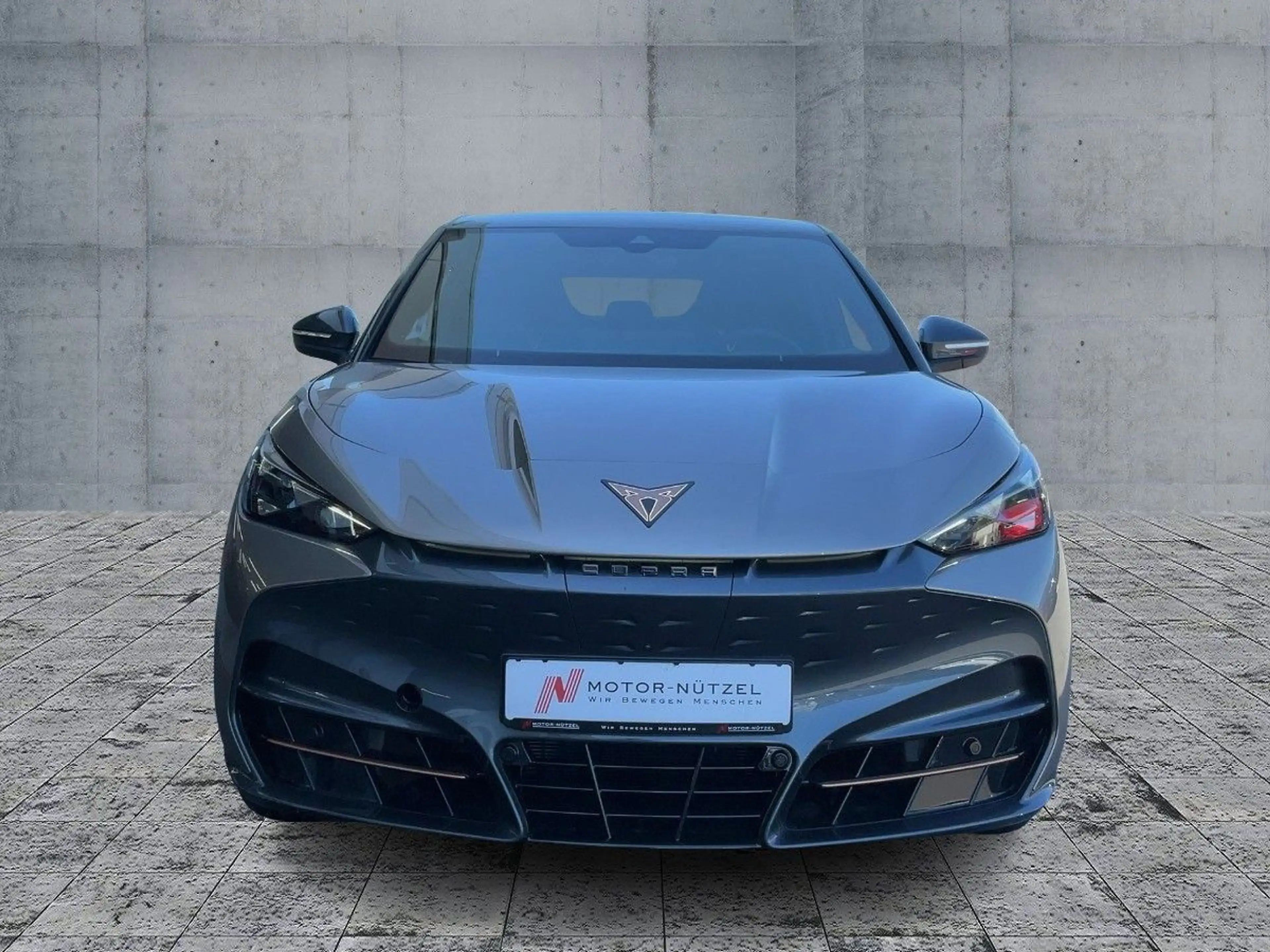 CUPRA Tavascan VZ Below Zero Adrenaline — photo 3