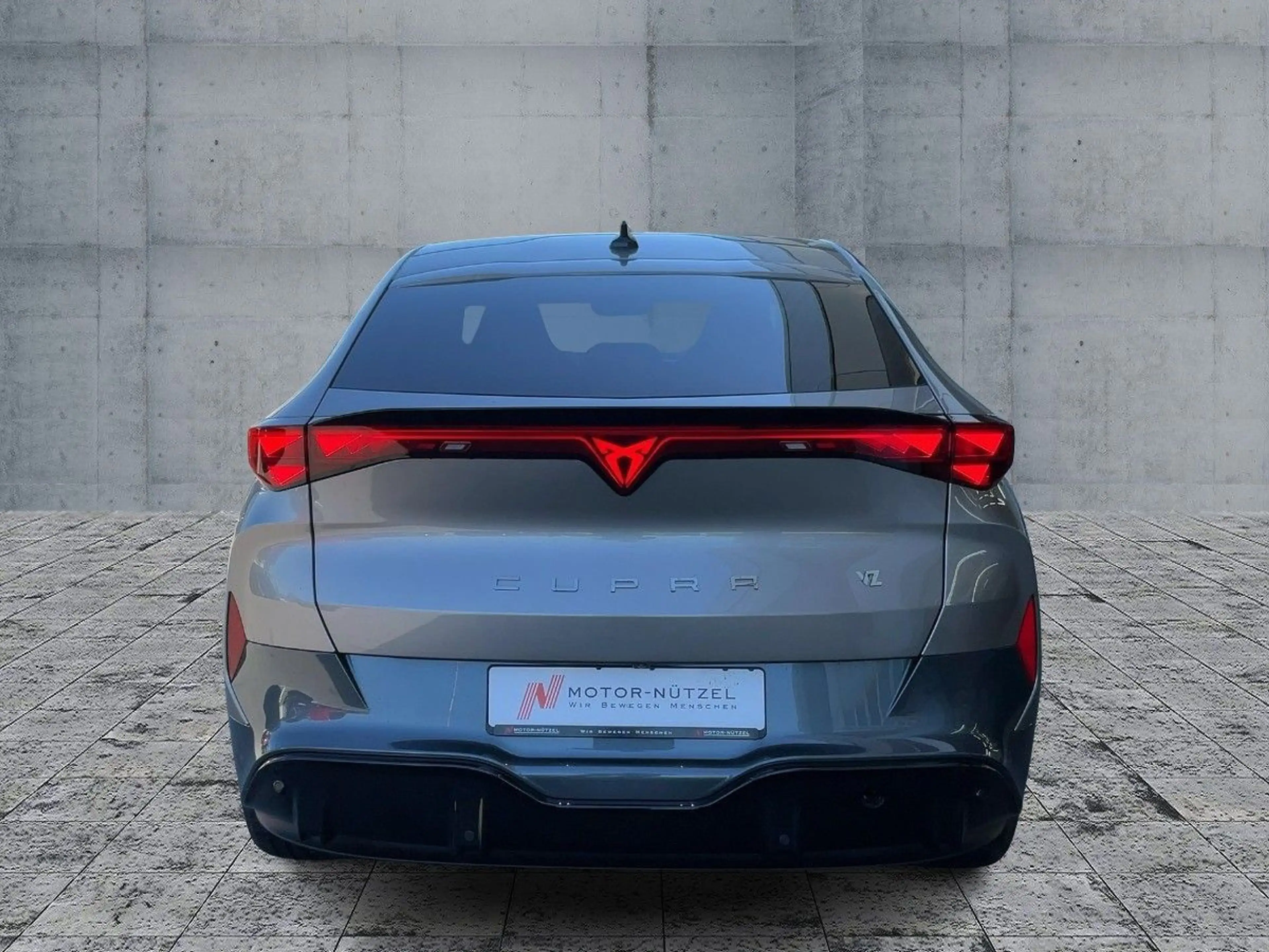 CUPRA Tavascan VZ Below Zero Adrenaline — photo 5