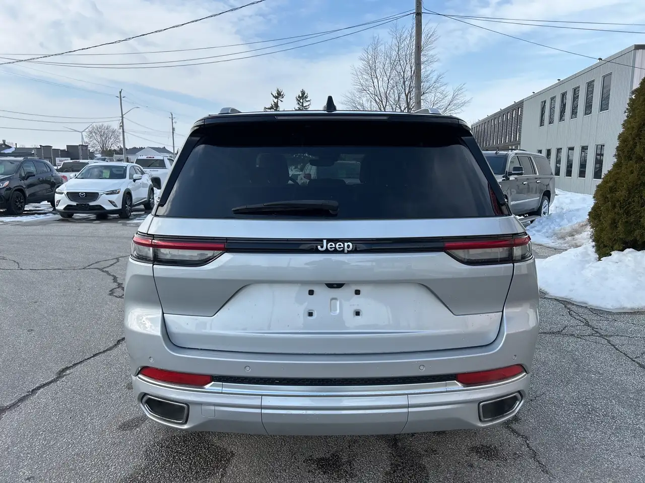 Jeep Grand Cherokee снимка Jeep Grand Cherokee