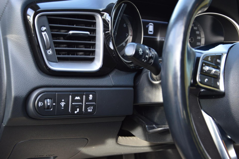 Kia Ceed / cee'd Sportswagon Spirit SHZ / Kamera / CarPlay / DAB / — photo 9