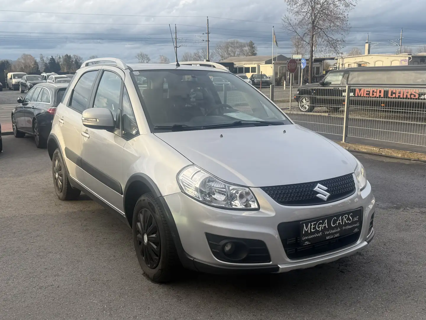 Suzuki SX4 Club Silber - 2