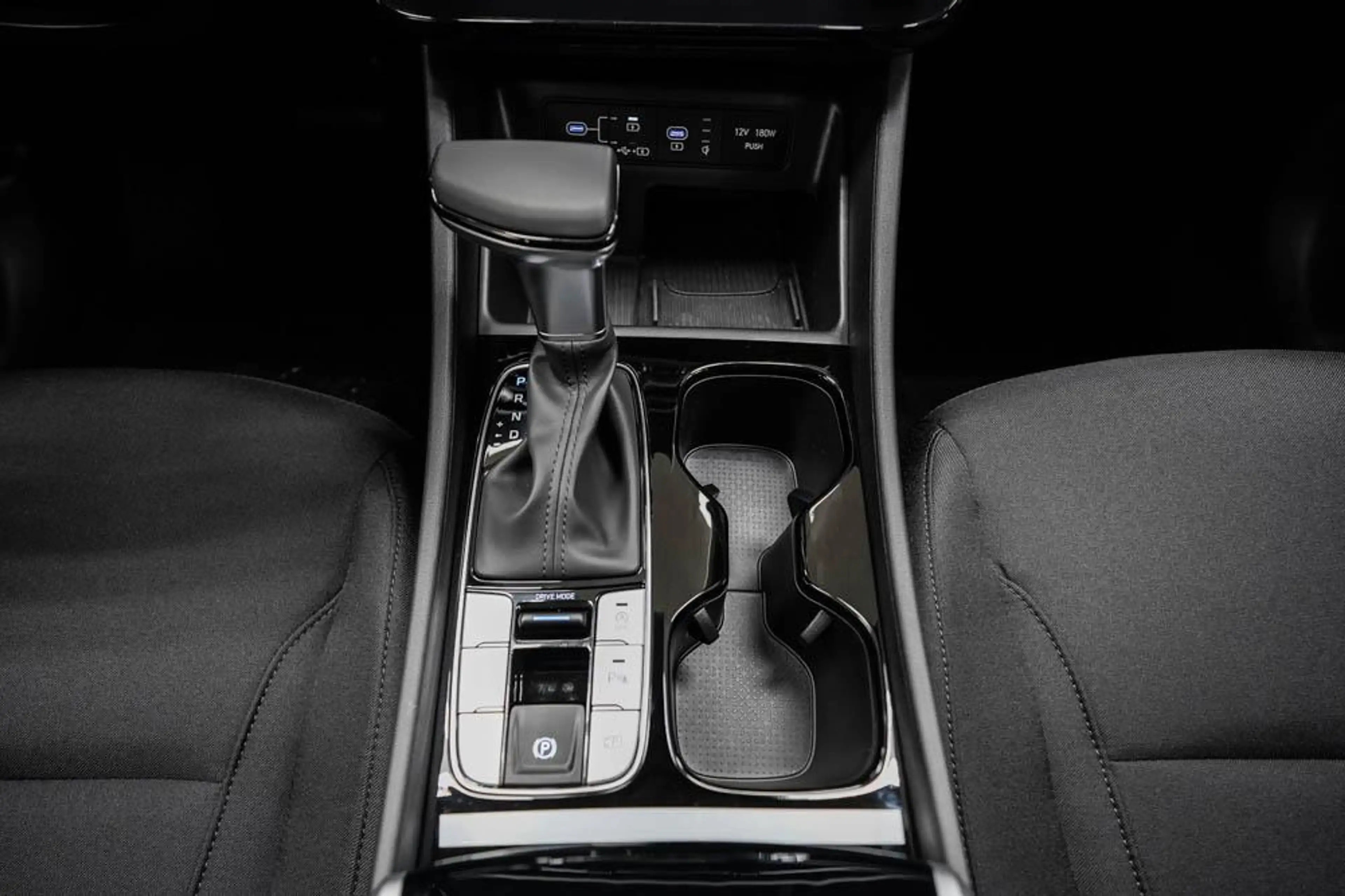 Hyundai TUCSON 1,6 T-GDi DCT 2WD Style - LAGER 110 kW (150 PS)... — photo 12