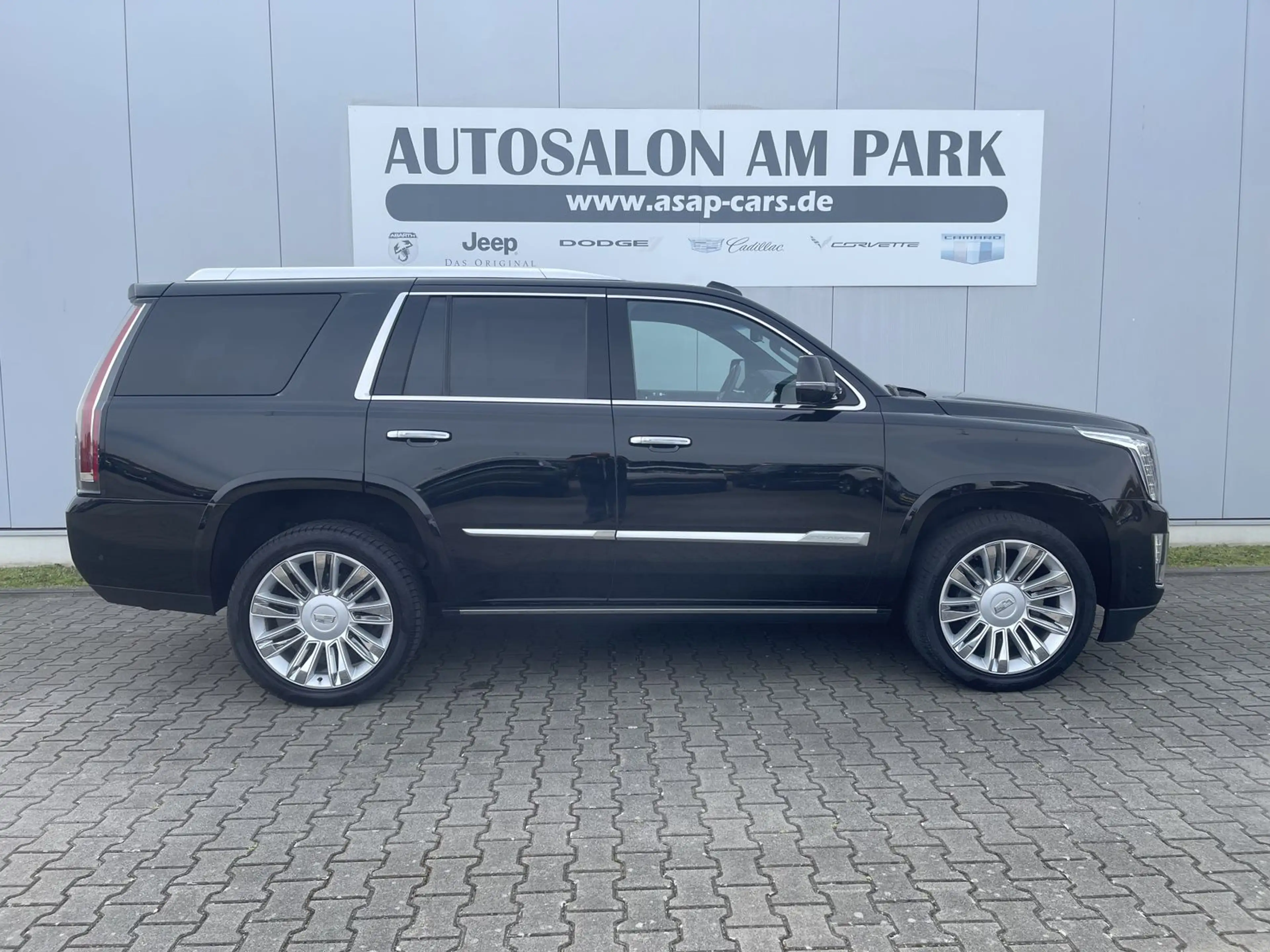 Cadillac Escalade Platinum 6.2 V8 |Unfallfrei|Scheckheft — photo 17