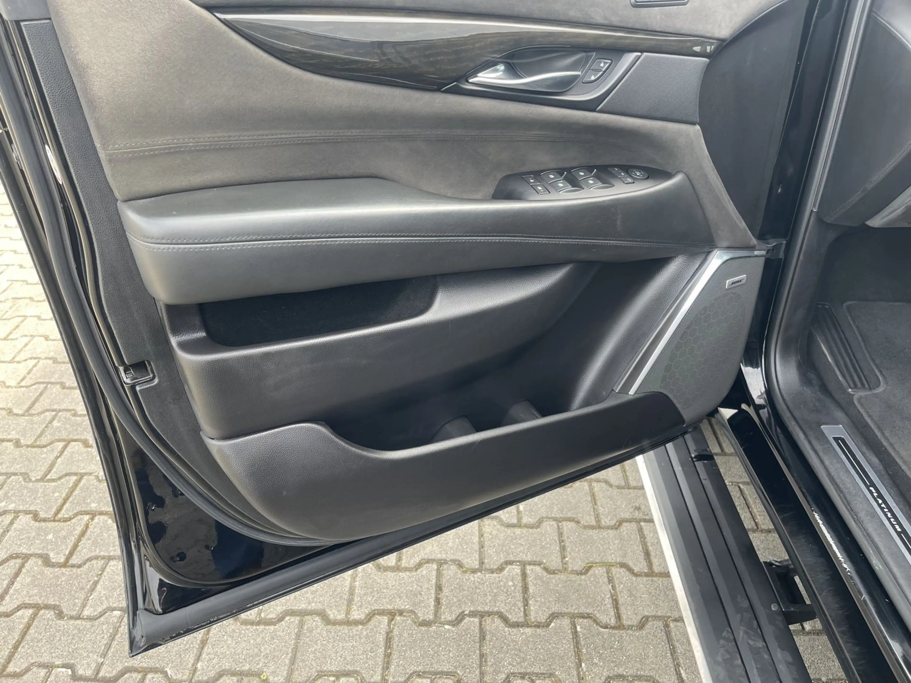 Cadillac Escalade Platinum 6.2 V8 |Unfallfrei|Scheckheft — photo 7