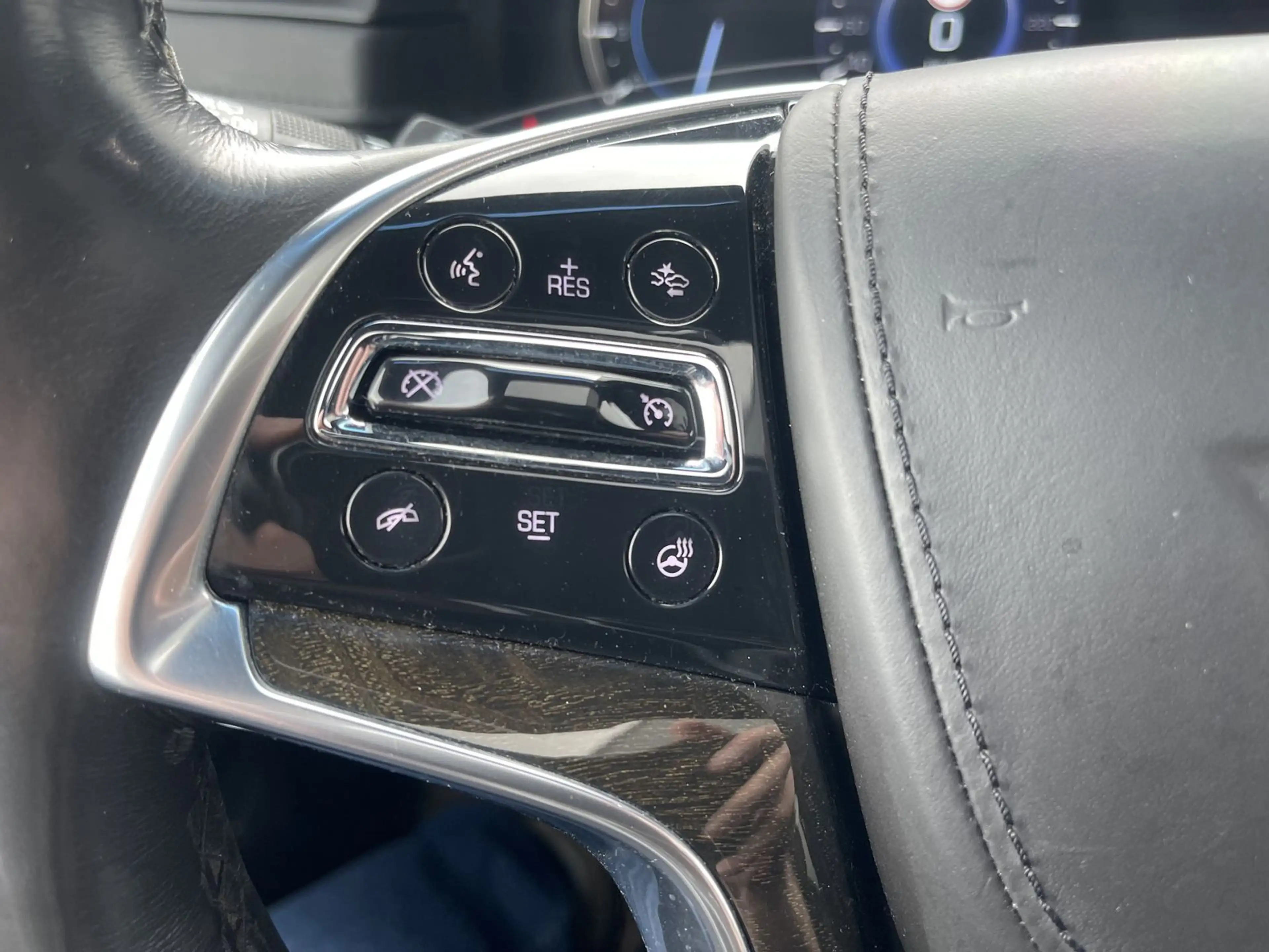 Cadillac Escalade Platinum 6.2 V8 |Unfallfrei|Scheckheft — photo 20