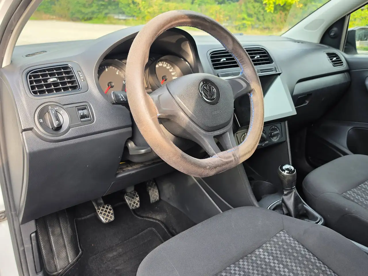 Volkswagen Polo Trendline Rückfahrkamera – Bild 11