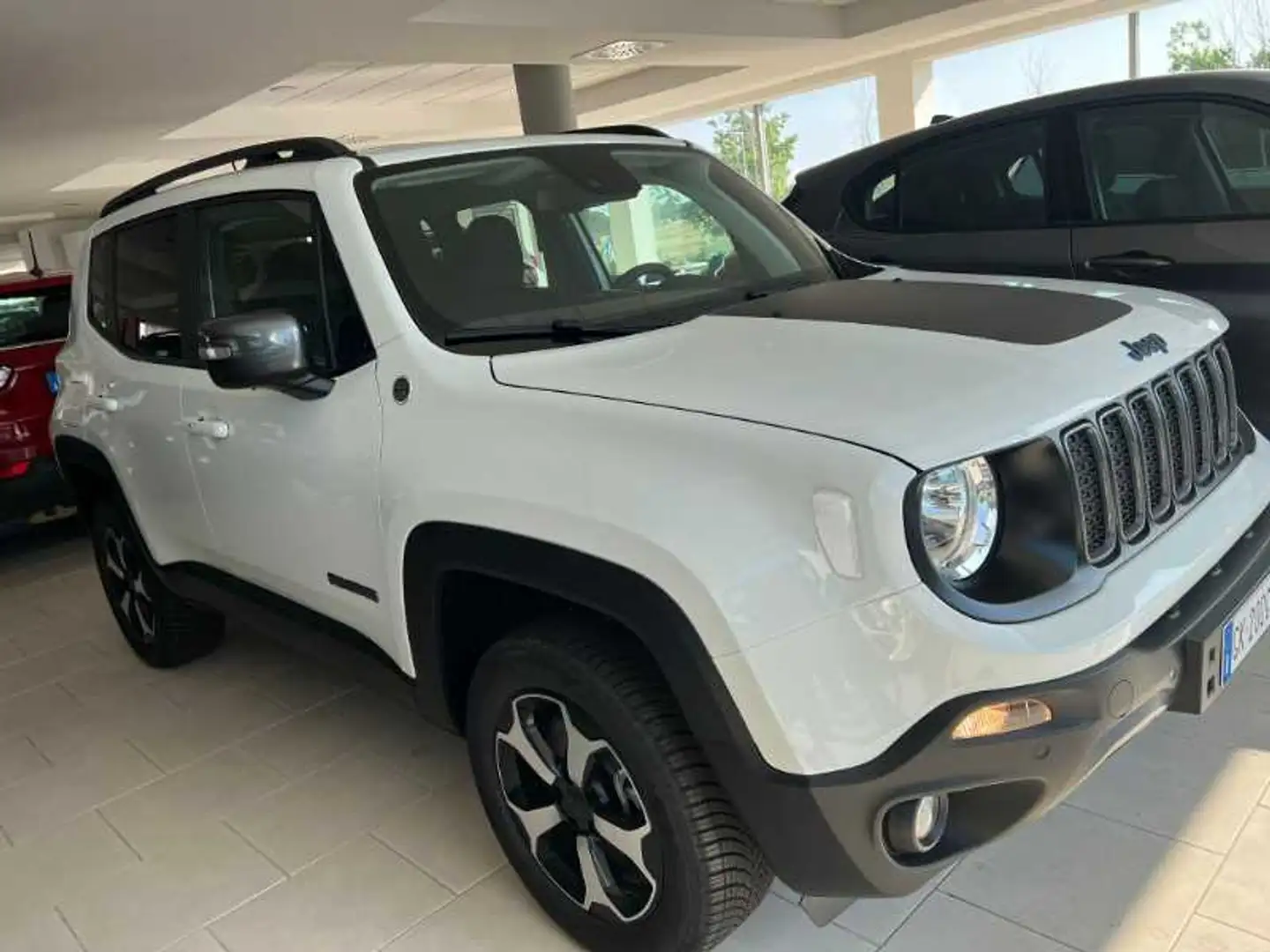 Jeep Renegade 1.3 T4 240CV PHEV 4xe AT6 Trailhawk Weiß - 2