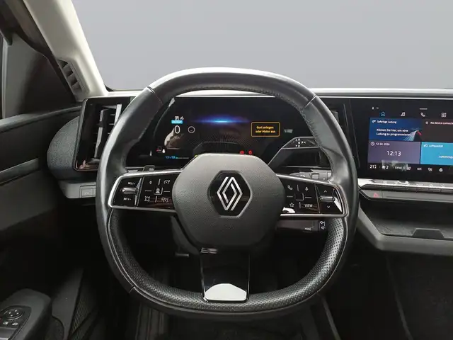 Renault Megane E-Tech view 14