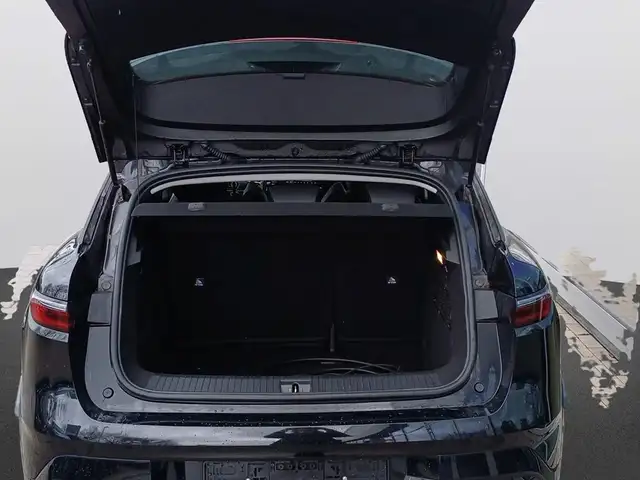 Renault Megane E-Tech view 8