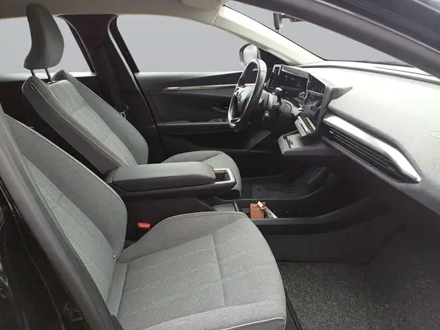 Renault Megane E-Tech view 12