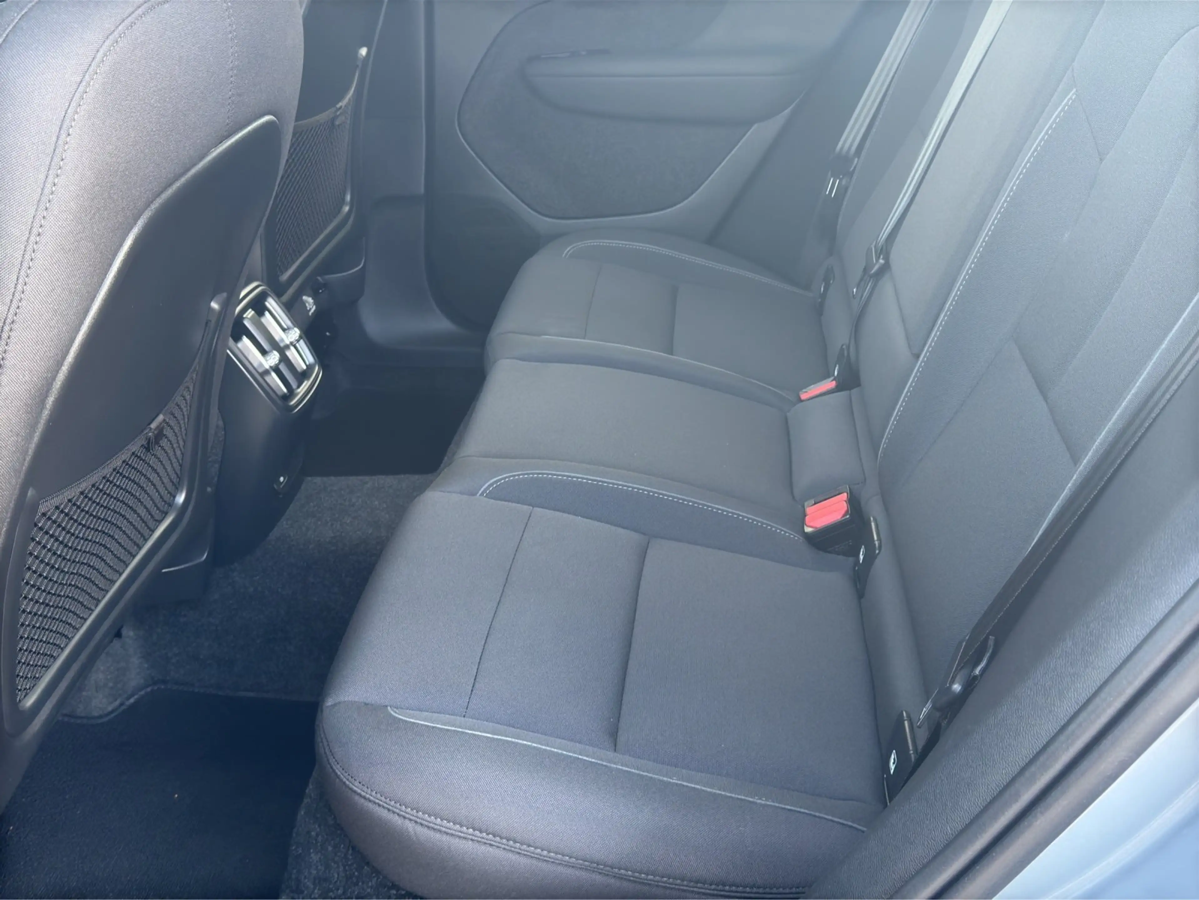 Volvo C40 Recharge Single Motor Core — photo 12