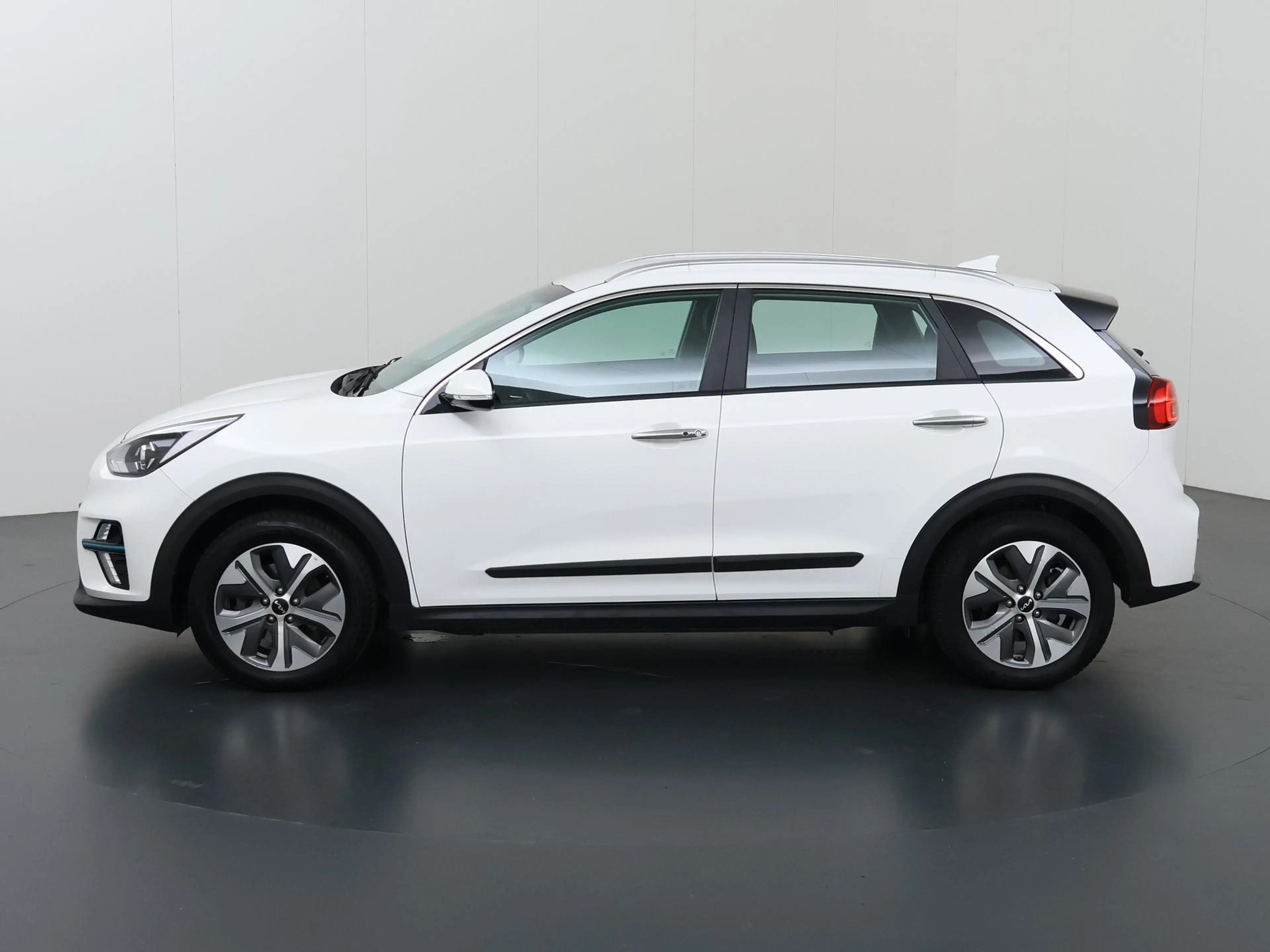 Kia e-Niro DynamicLine 64 kWh | Navigatie | Climate Control | — photo 5