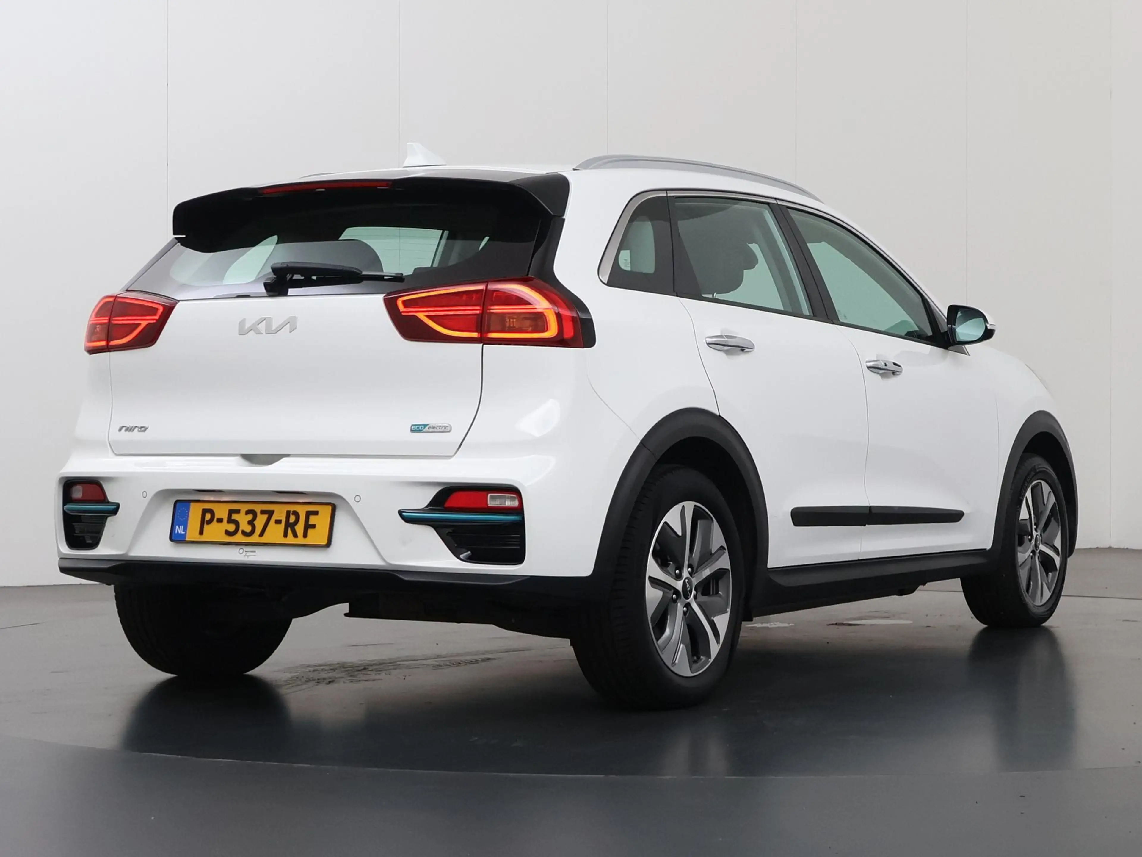 Kia e-Niro DynamicLine 64 kWh | Navigatie | Climate Control | — photo 2