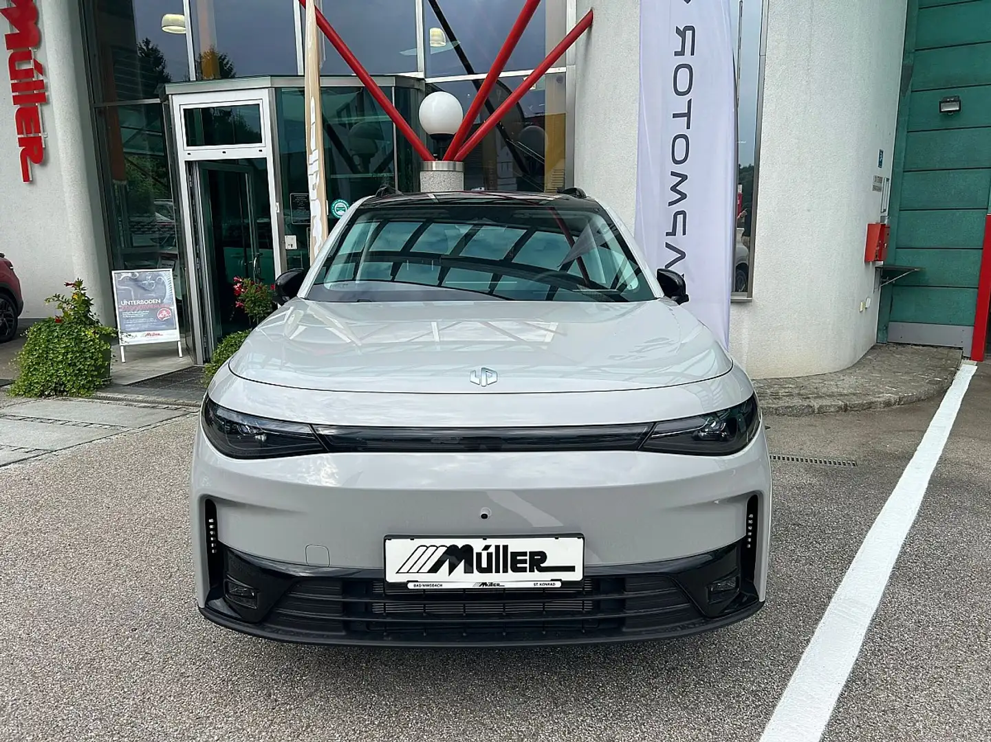 Leapmotor C10 REEV 28,4kWh Design AKTION (WLTP Reichweite 974KM) Grau - 1