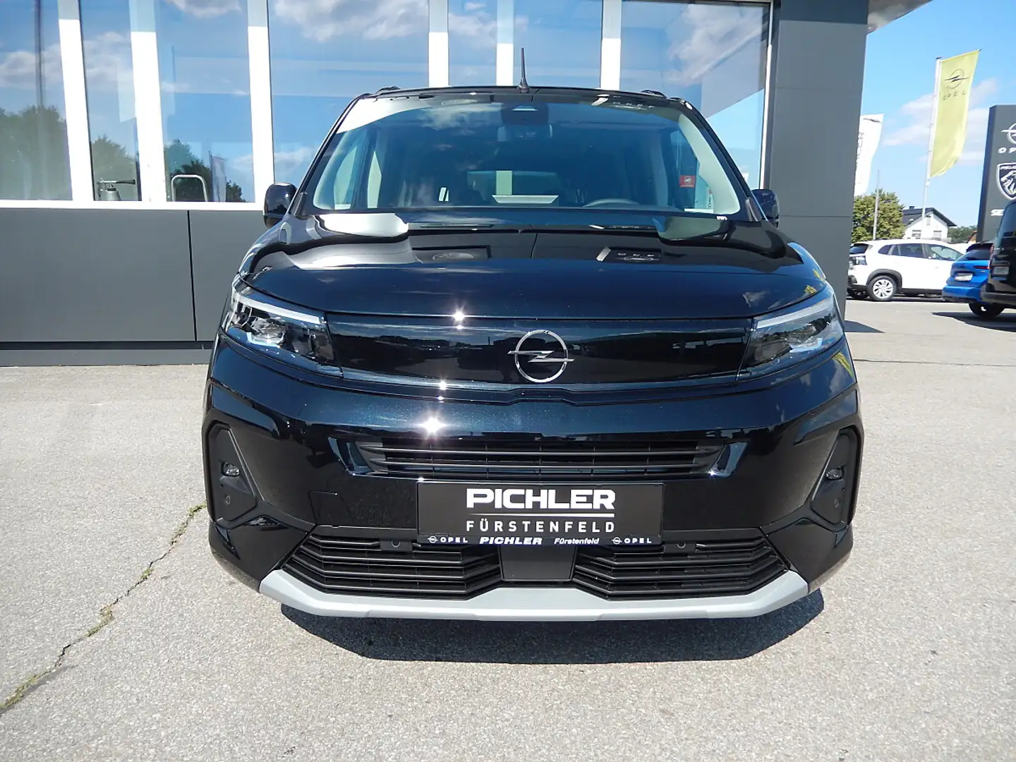 Opel Combo 1.5 Diesel XL GS Schwarz - 2