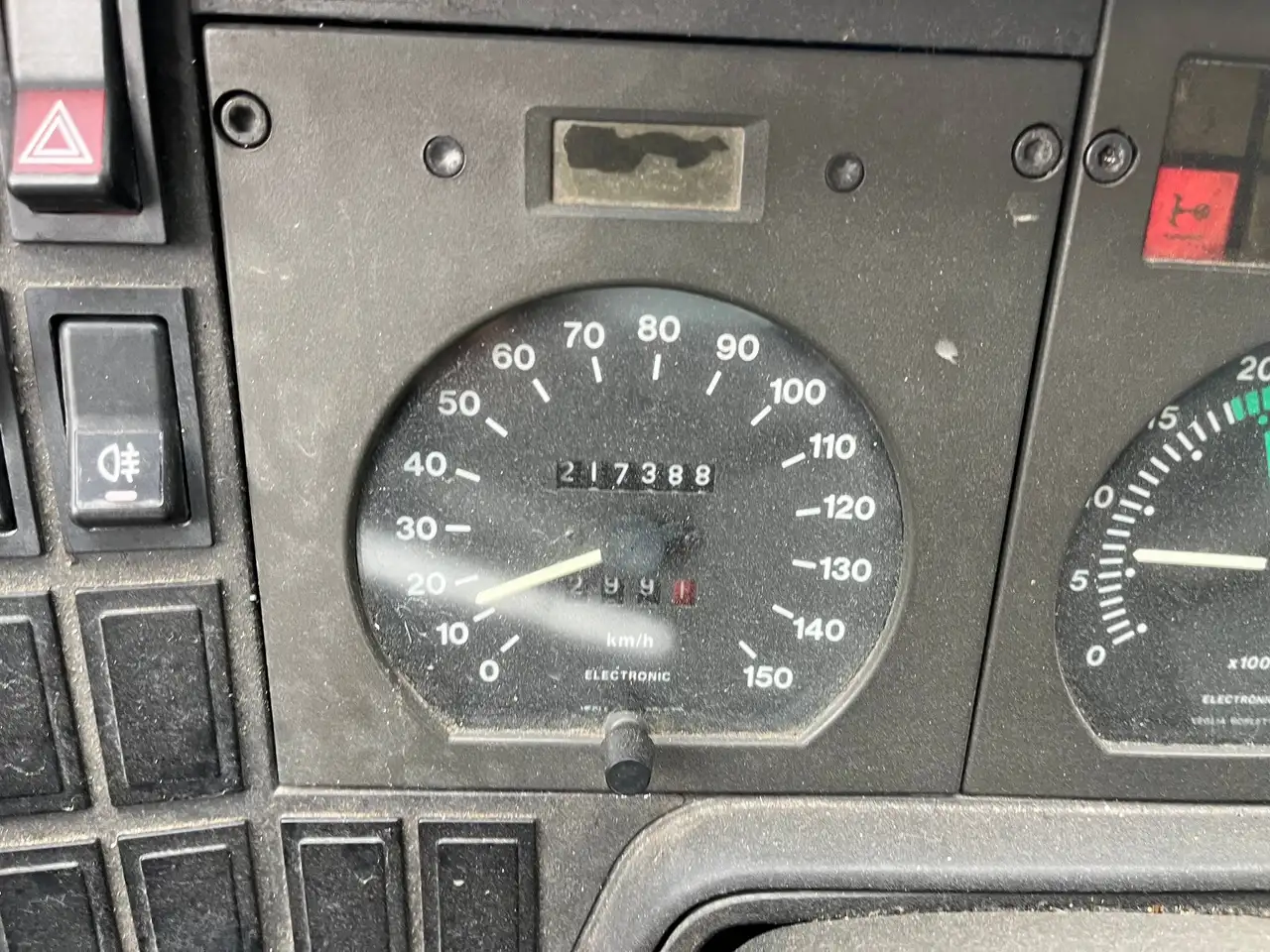 Iveco Daily 2.8 TD N1 autocarro cassone fisso, foto 9