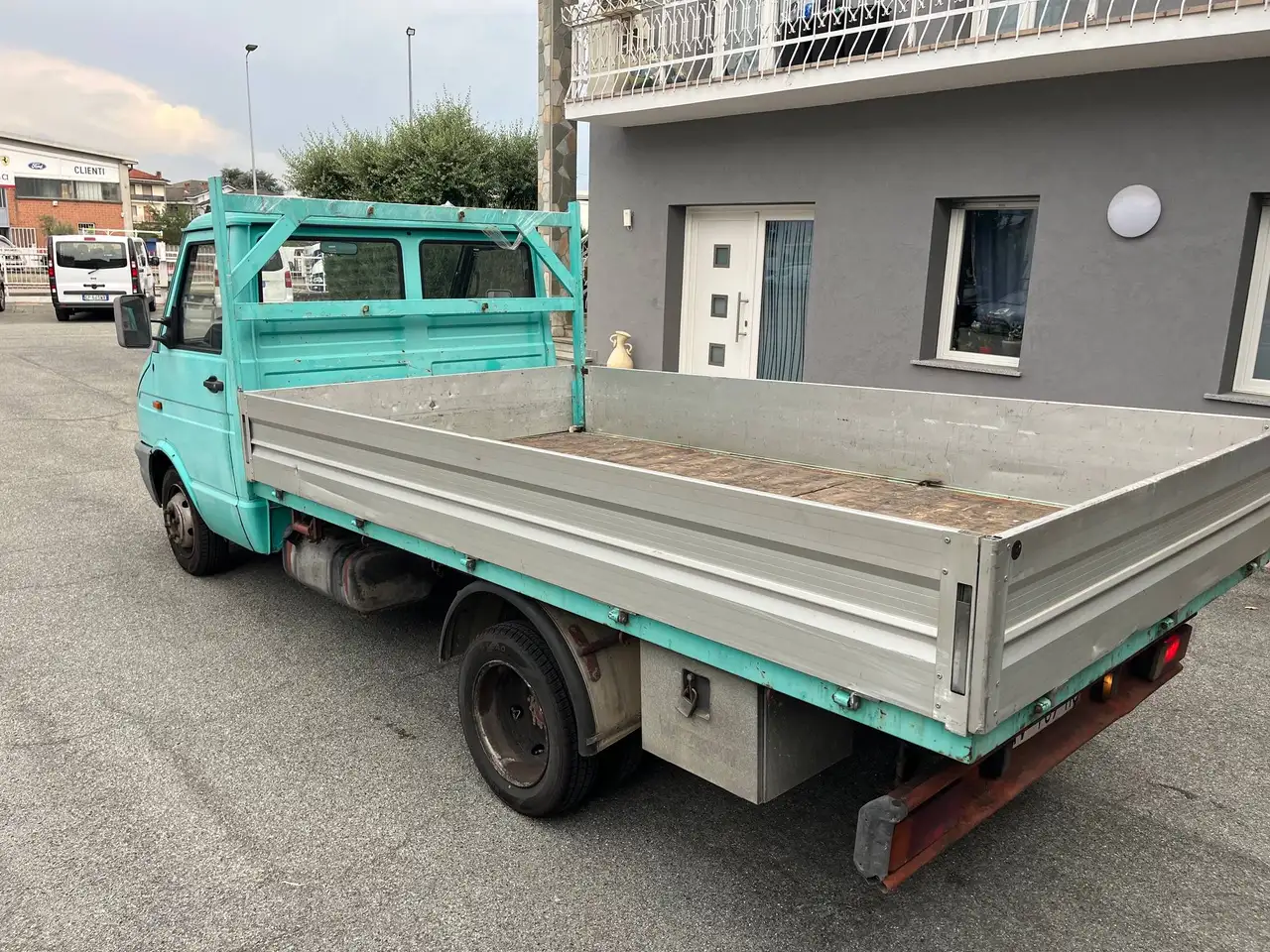 Iveco Daily 2.8 TD N1 autocarro cassone fisso, foto 6