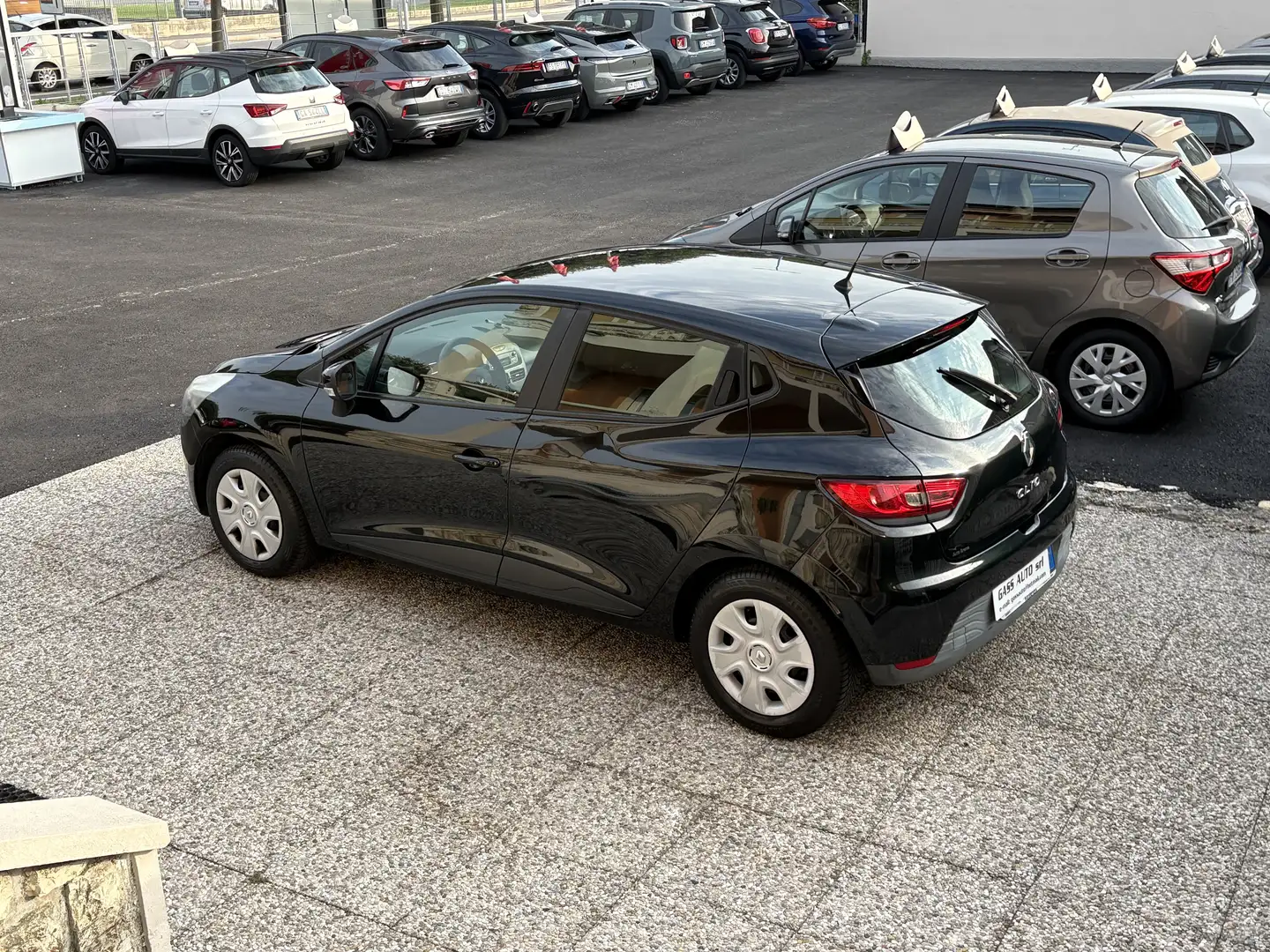 Renault Clio 5p 1.2 Live Gpl 75cv Schwarz - 2