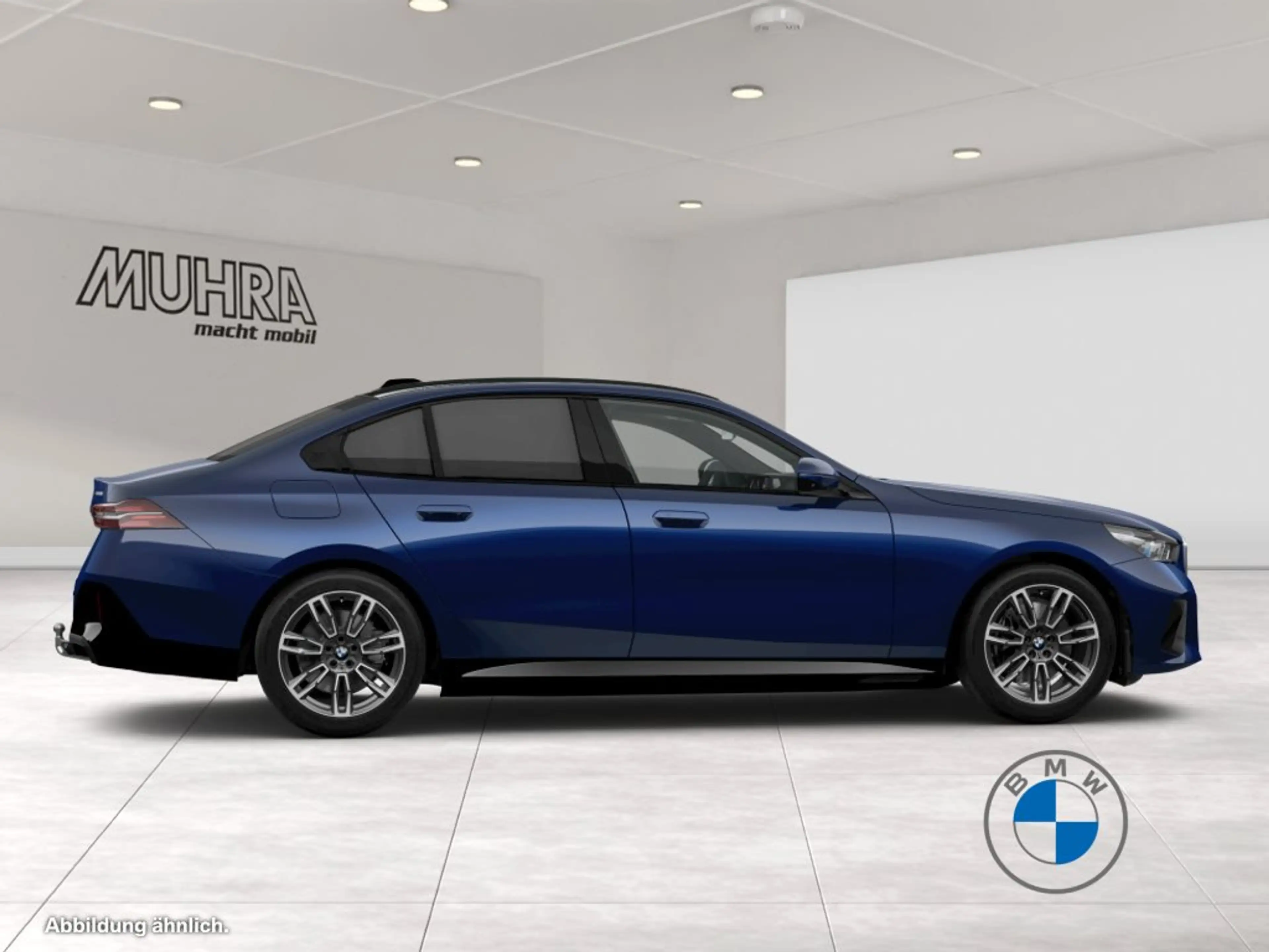 BMW i5 eDrive40 Limousine M Sport 19" AHK Pano B&W — photo 9