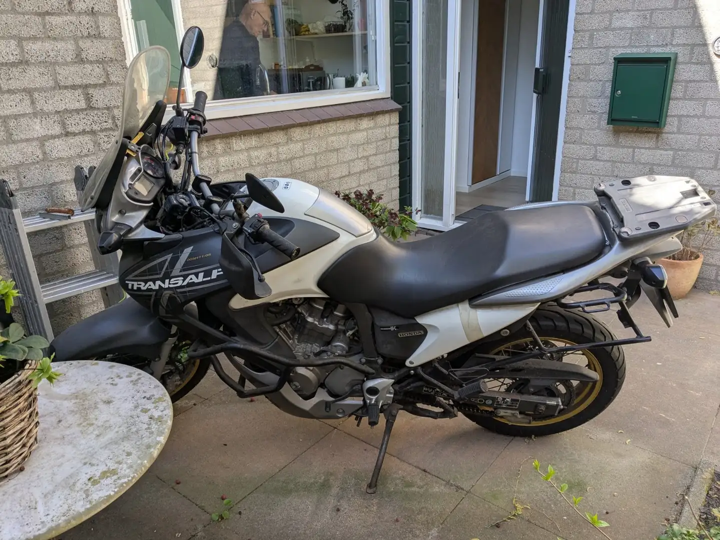 Honda XL 700 ABS Negro - 2
