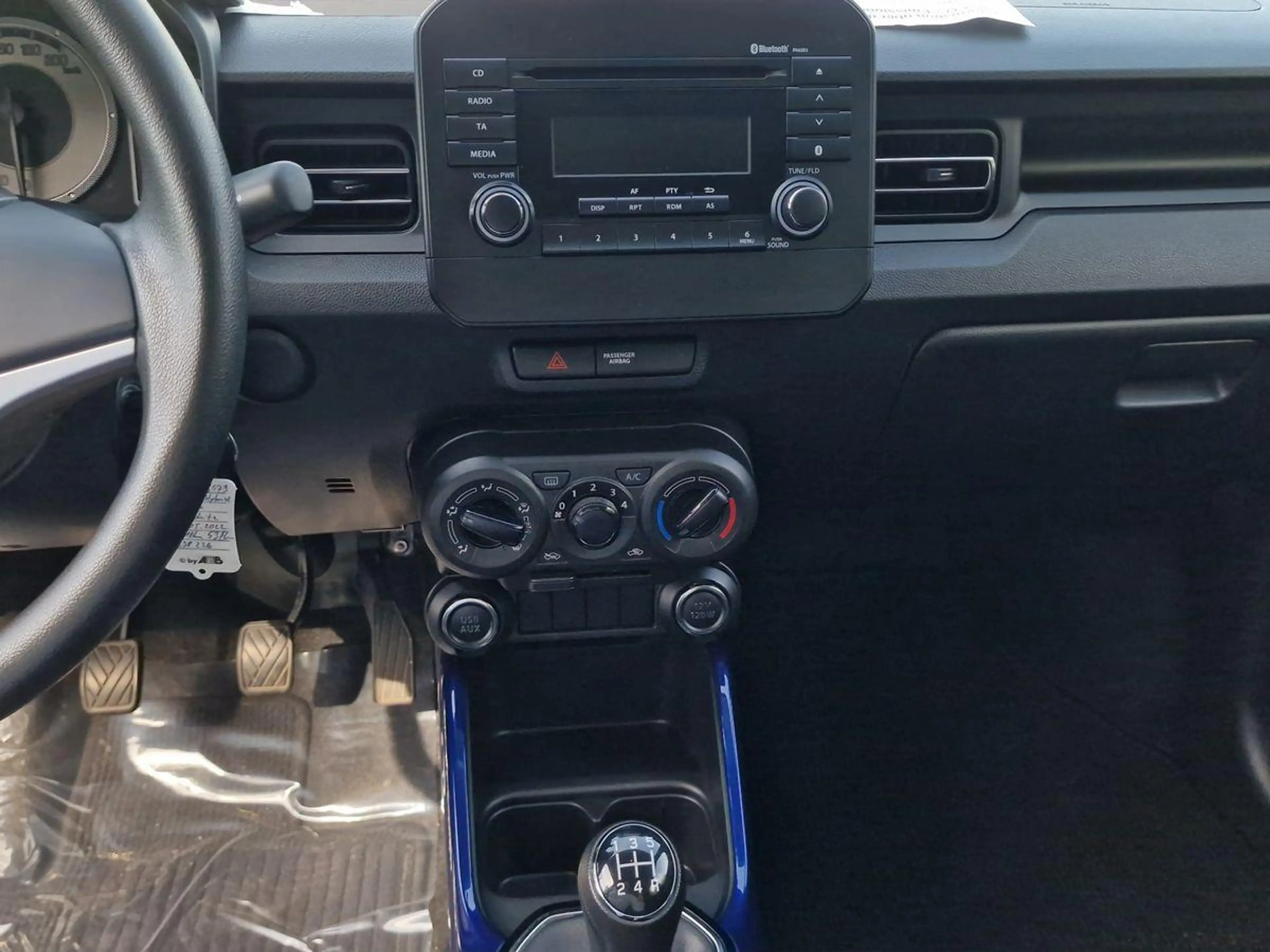 Suzuki Ignis 1.2 Hybrid Club — photo 16