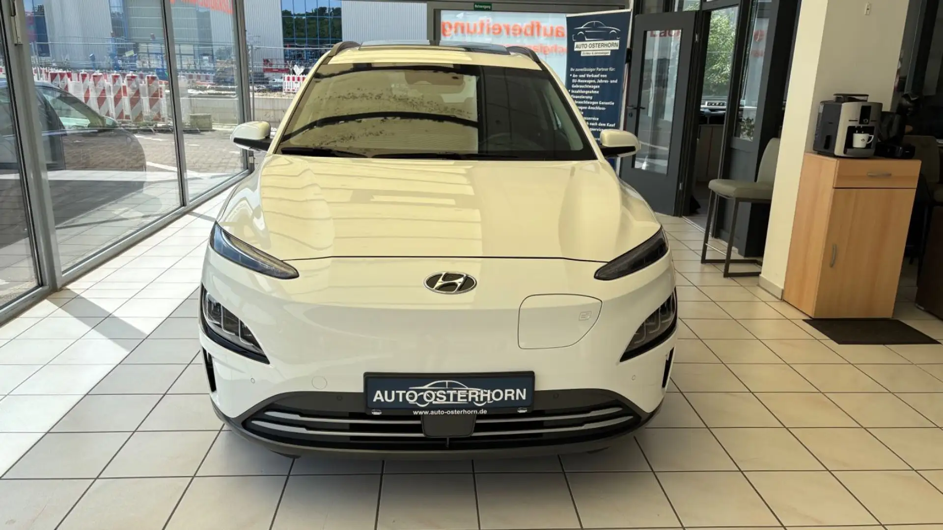 Hyundai KONA Trend Elektro / Glas Schiebe Dach elektr. Weiß - 2